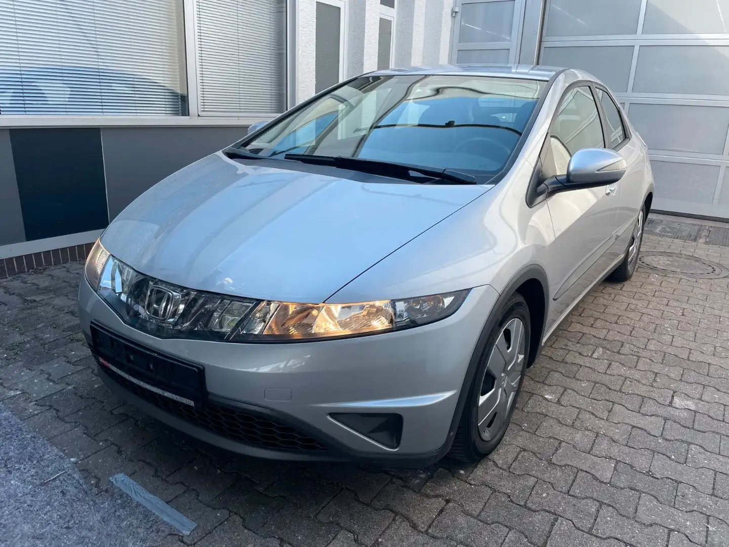 Honda Civic Lim. 5-trg. 1.4 Comfort*KLIMA*ERSTE HAND* Argento - 1