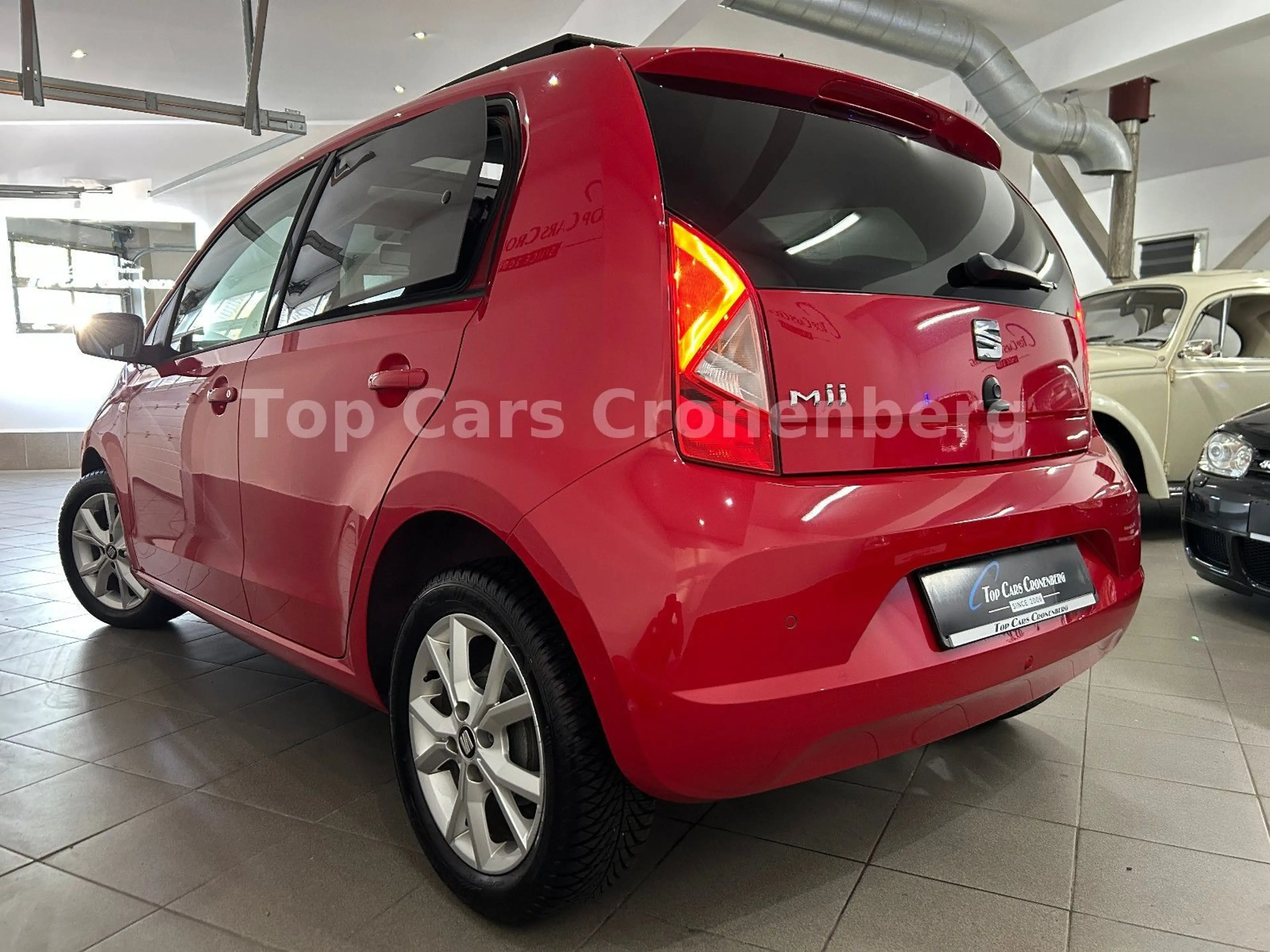 SEAT Mii Chic*1.Hand*Leder*Panorama*SHZ*PDC*EU6*S-Hef — photo 4