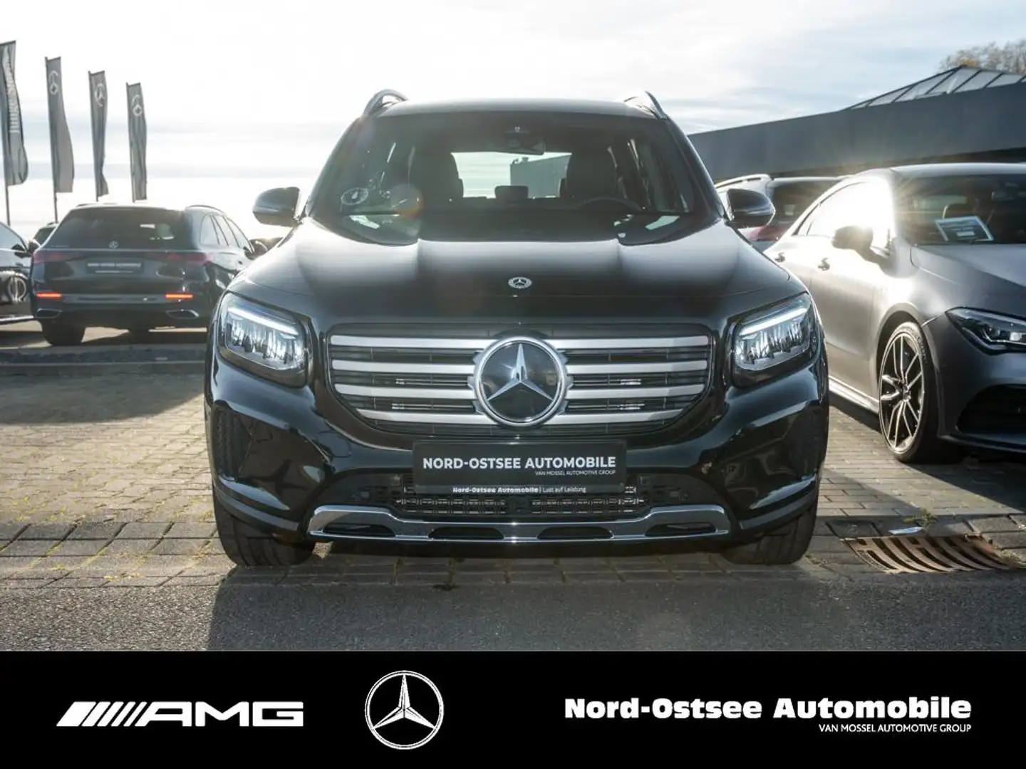 Mercedes-Benz GLB 200 d PROGRESSIVE SHZ LED MBUX KEYLESS-GO Noir - 2