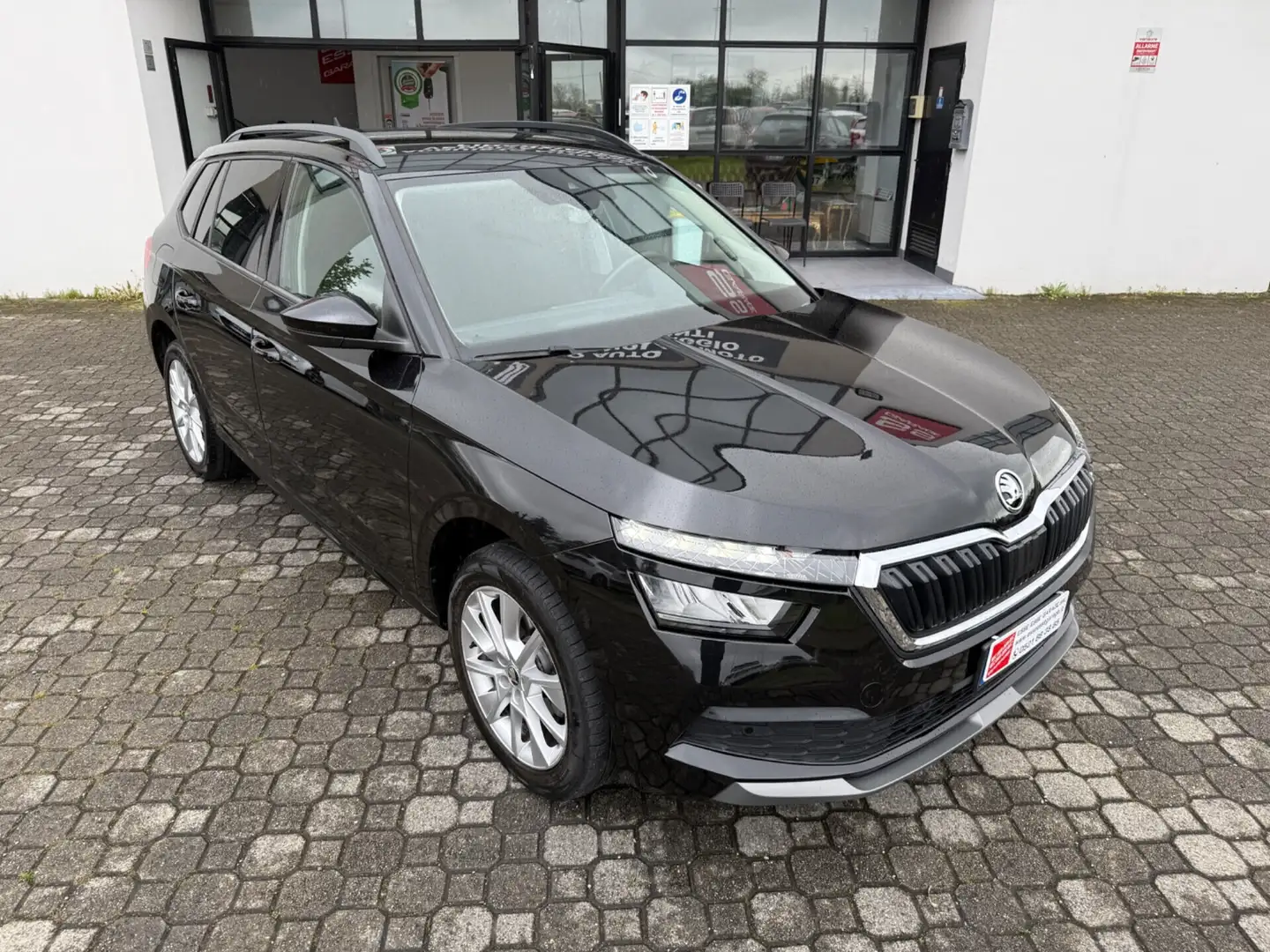Skoda Kamiq 1.6 TDI SCR DSG Dark Shade Nero - 2