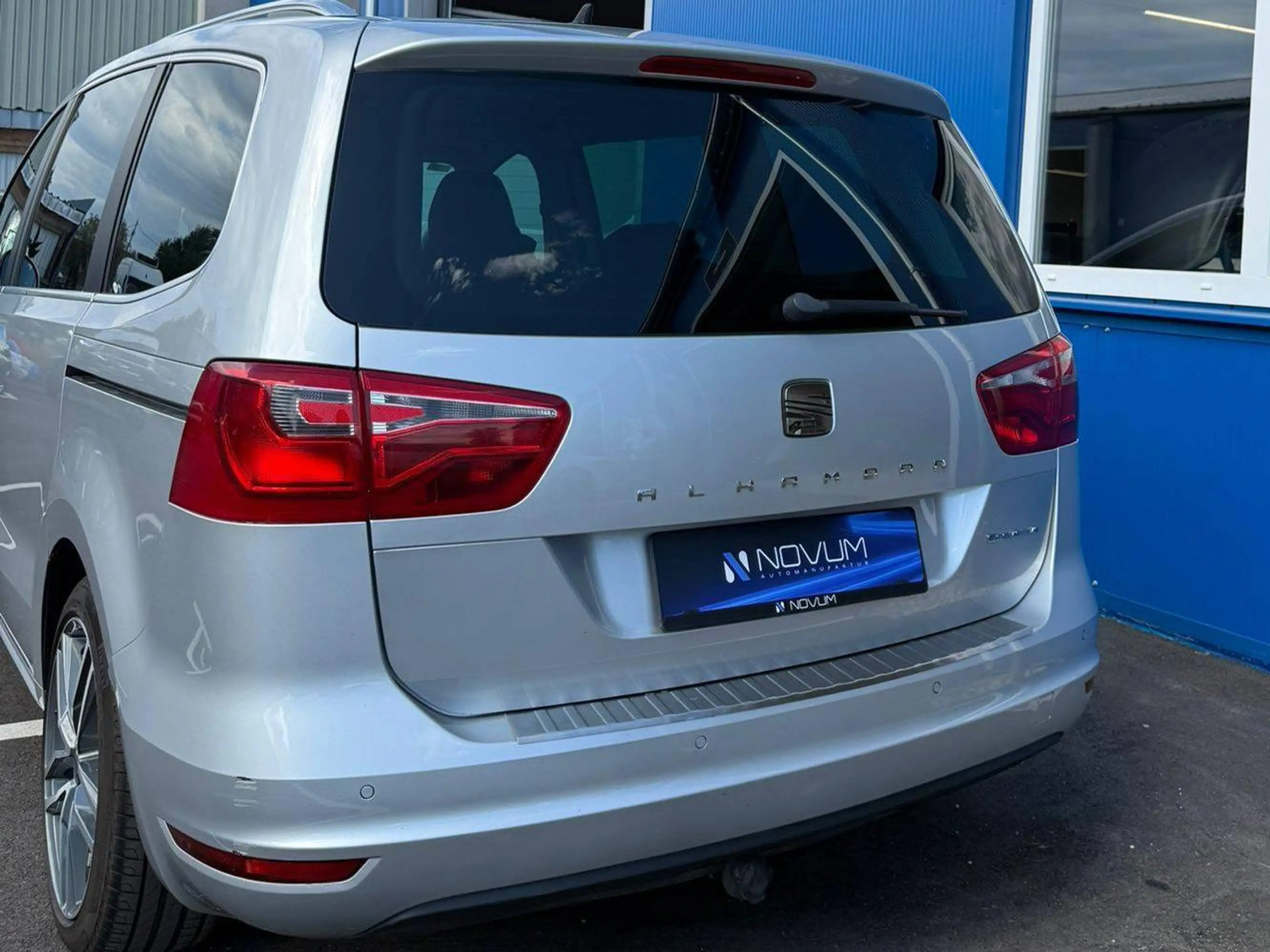 SEAT Alhambra Style Allrad — photo 7