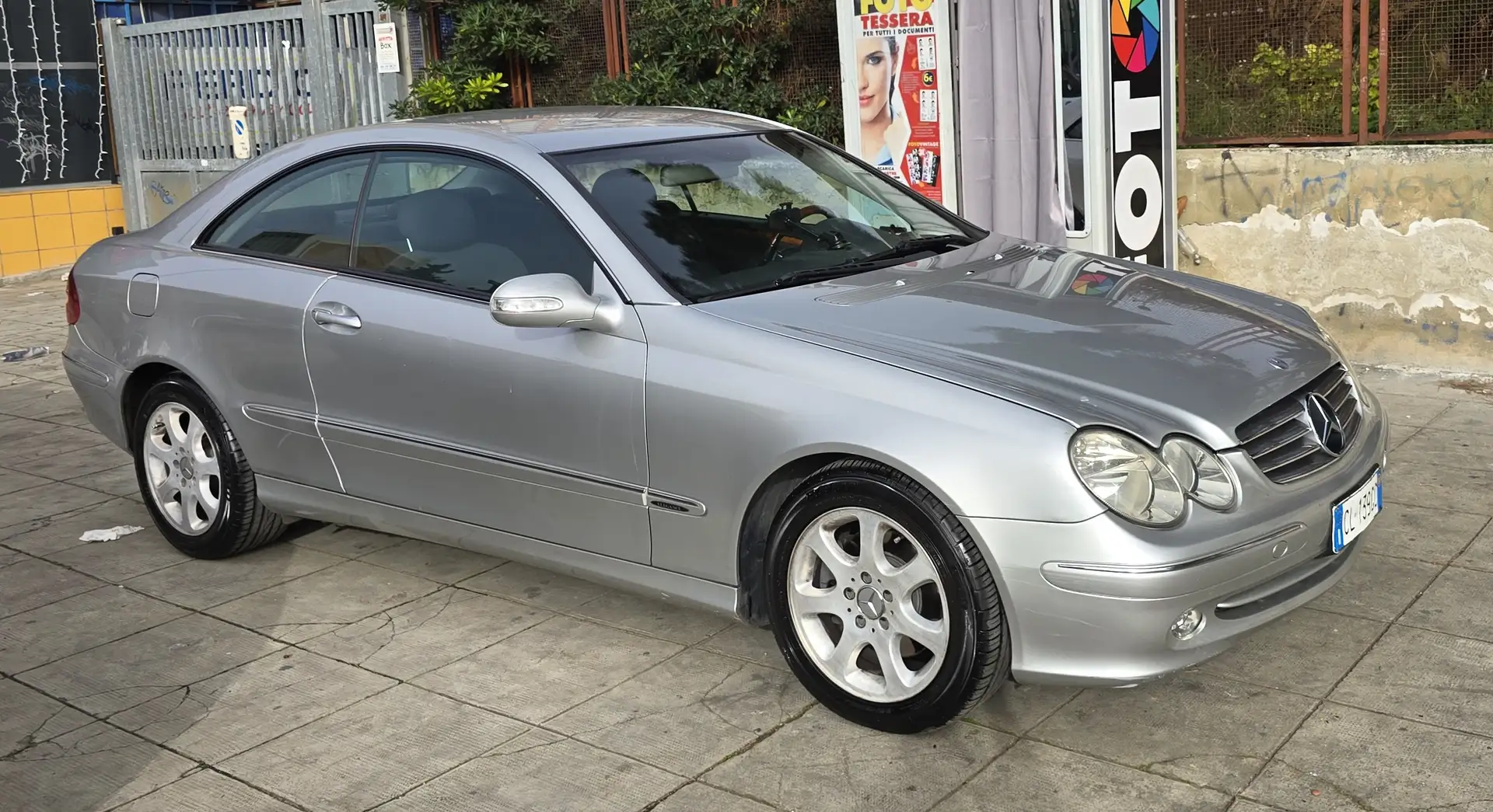 Mercedes-Benz CLK 270 CLK Coupe 270 cdi Elegance Silber - 2