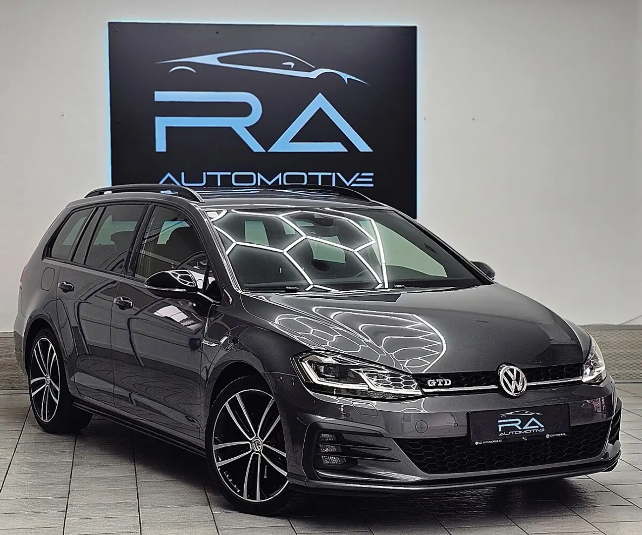 Volkswagen Golf Variant GTD 2,0 TDI DSG Grau - 1
