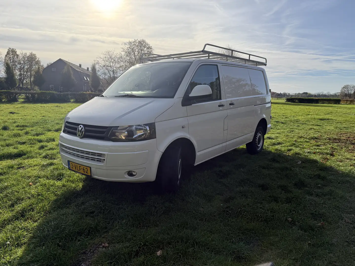 Volkswagen Transporter - 1
