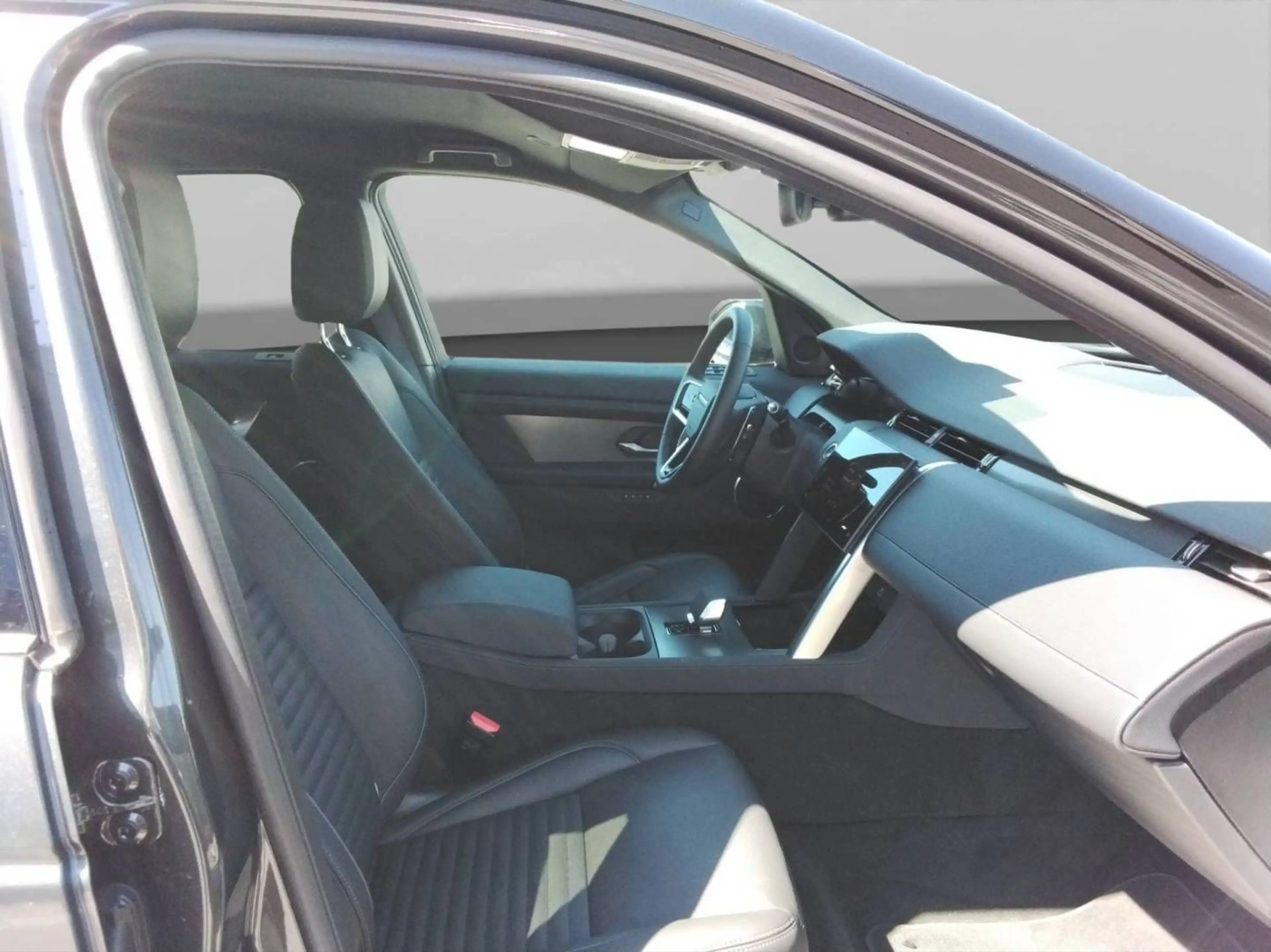 Land Rover Discovery Sport D200 Dynamic SE — photo 3