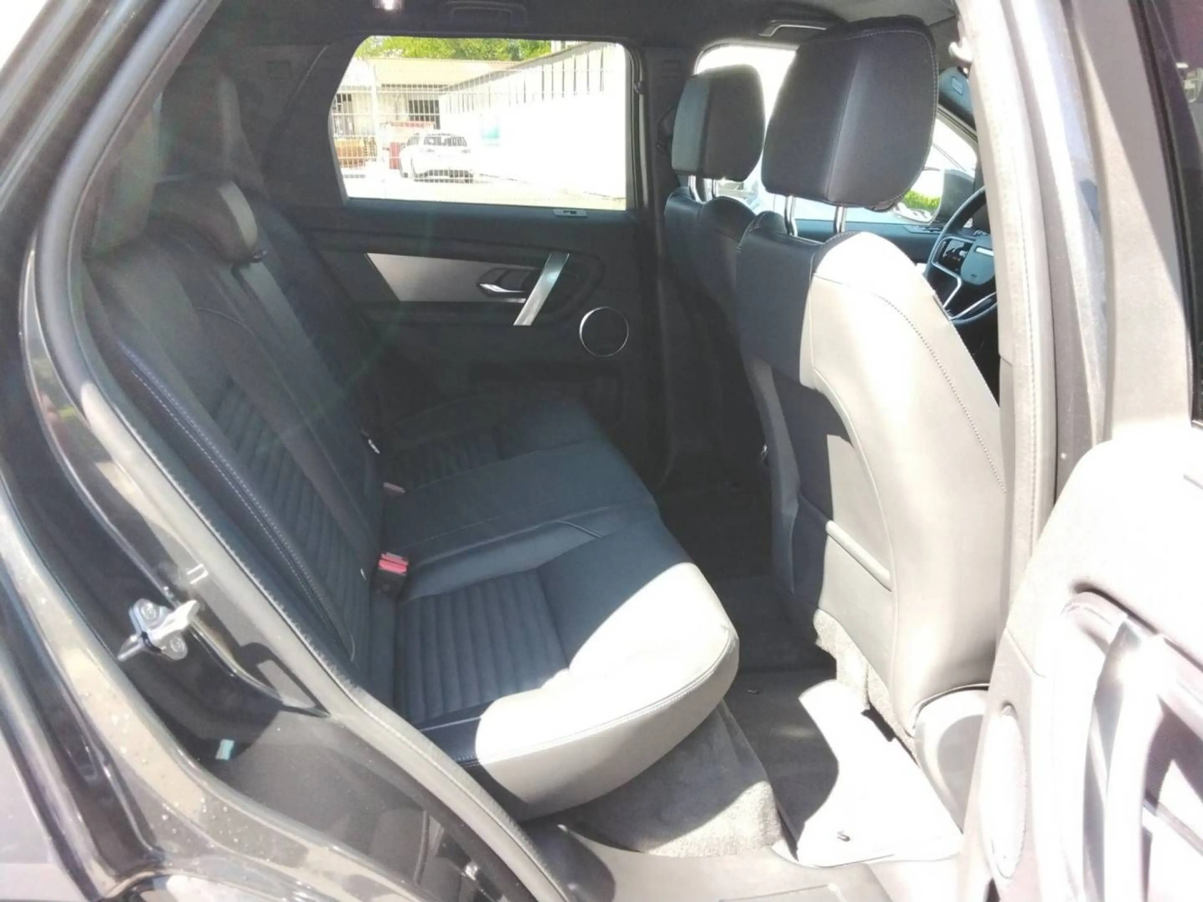 Land Rover Discovery Sport D200 Dynamic SE — photo 5