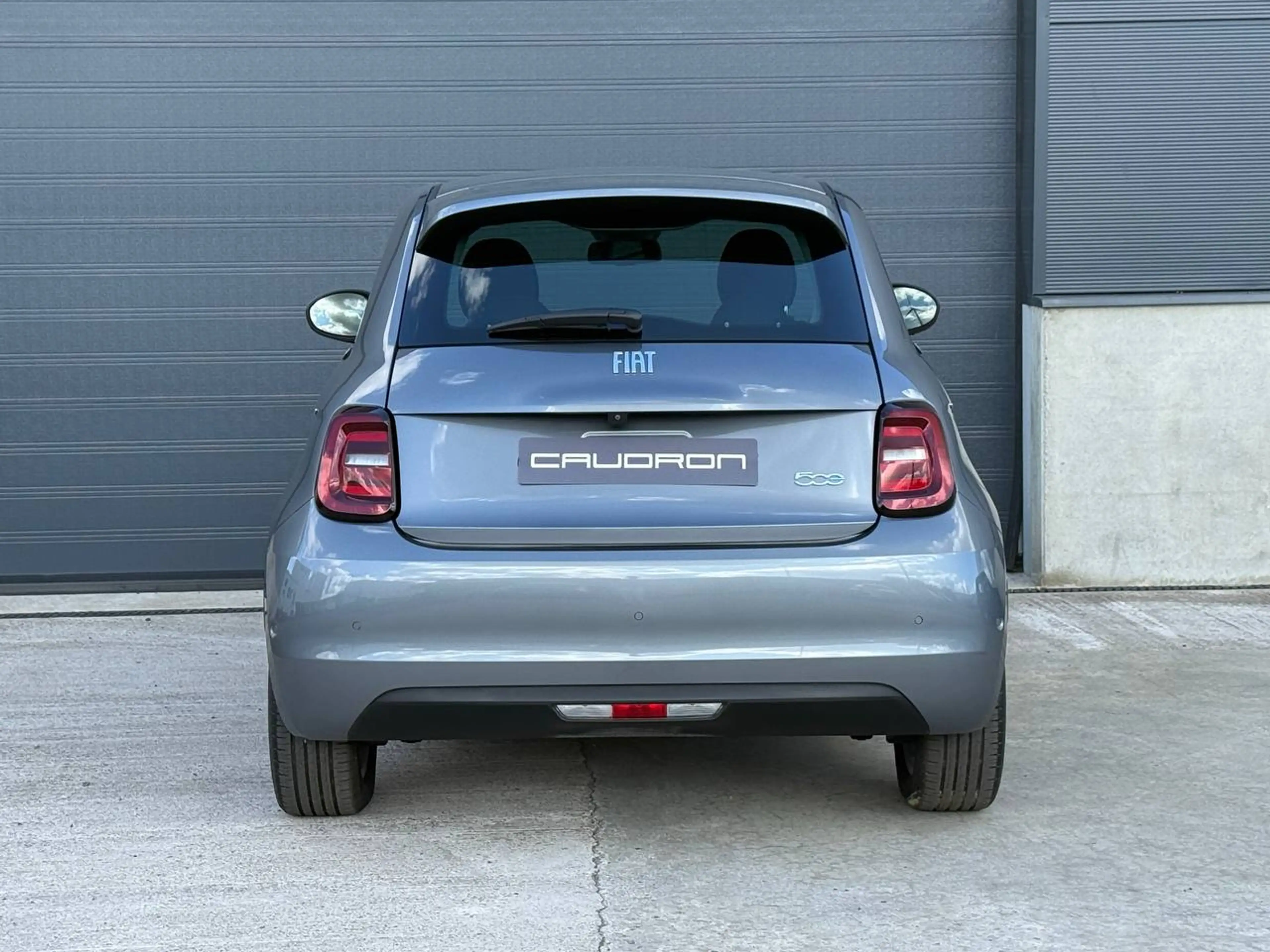Fiat 500e LONG RANGE / *NEW-0KM* / CARPLAY / ALU / LANE CONTROL / CHROMEN AFWERKING — photo 8
