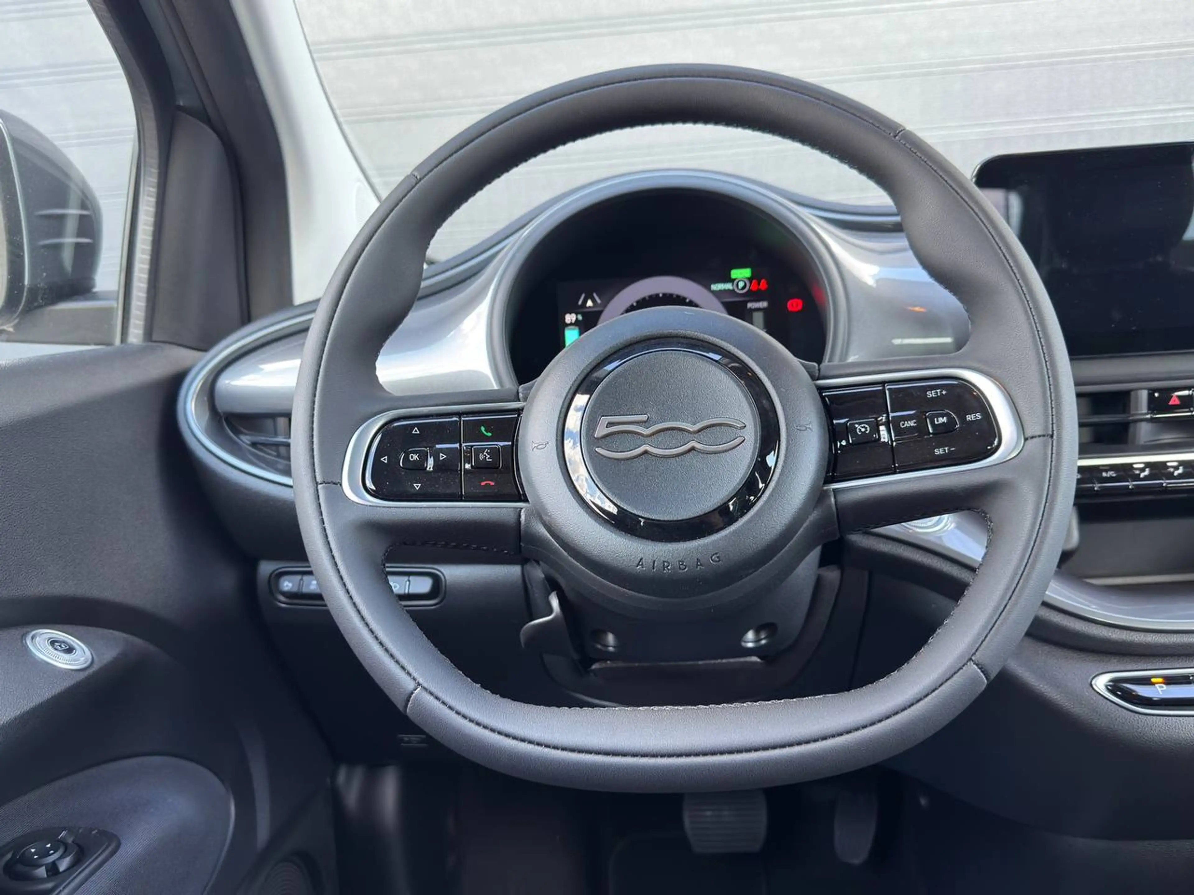 Fiat 500e LONG RANGE / *NEW-0KM* / CARPLAY / ALU / LANE CONTROL / CHROMEN AFWERKING — photo 13