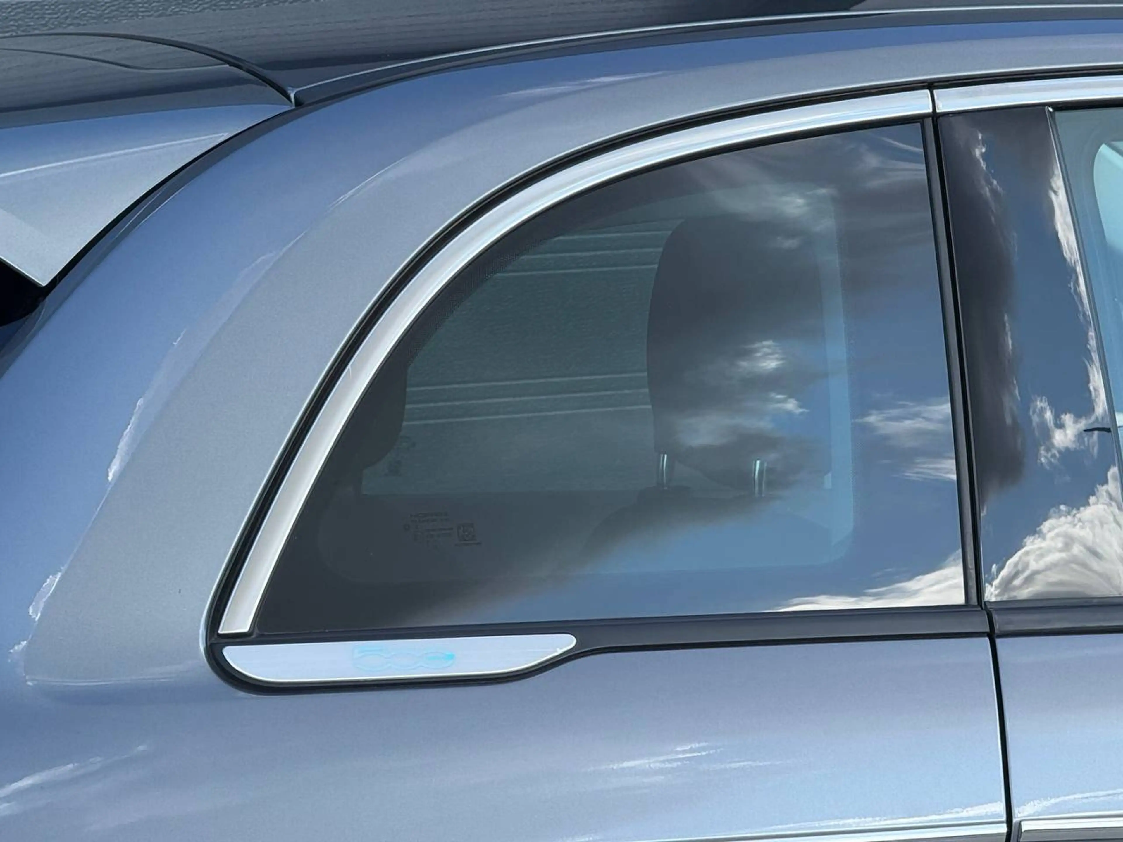 Fiat 500e LONG RANGE / *NEW-0KM* / CARPLAY / ALU / LANE CONTROL / CHROMEN AFWERKING — photo 5