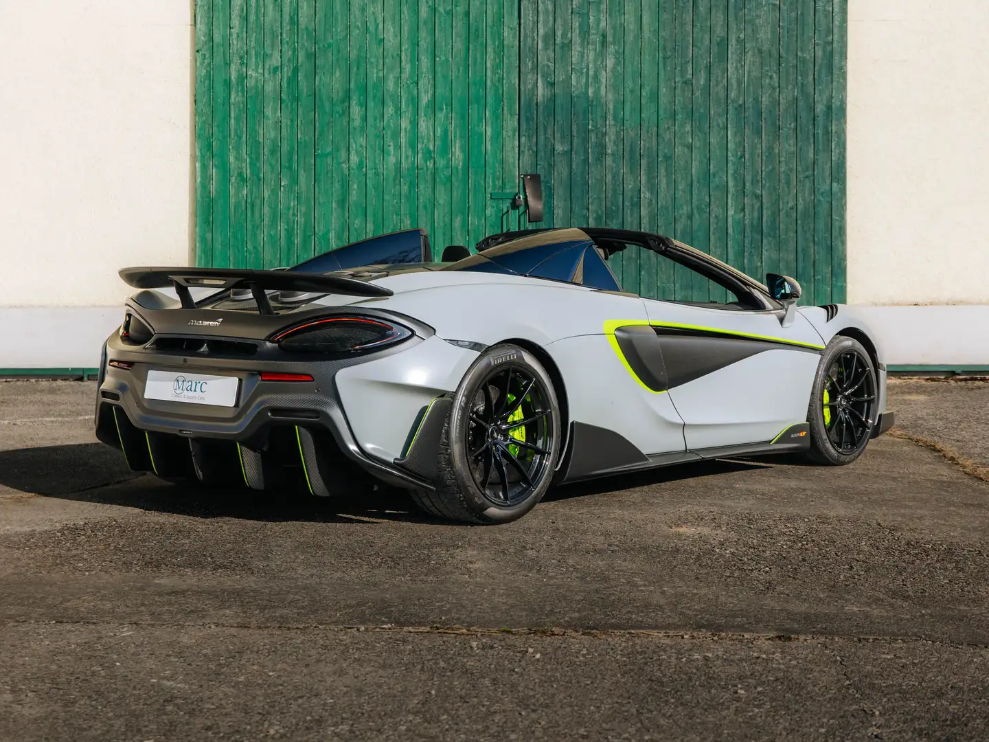 McLaren 600LT Spider MSO / 2019 GIMS Show Car/Carbon/Senna seat Silber - 2