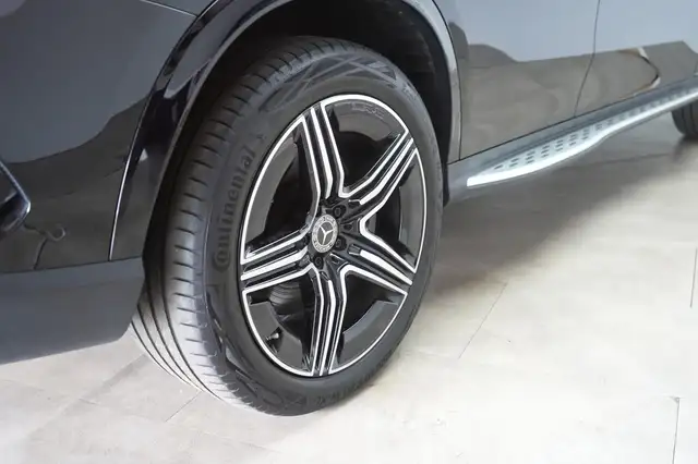 Mercedes-Benz 300 view 13