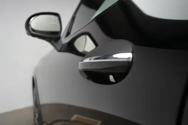 Mercedes-Benz 300 view 14