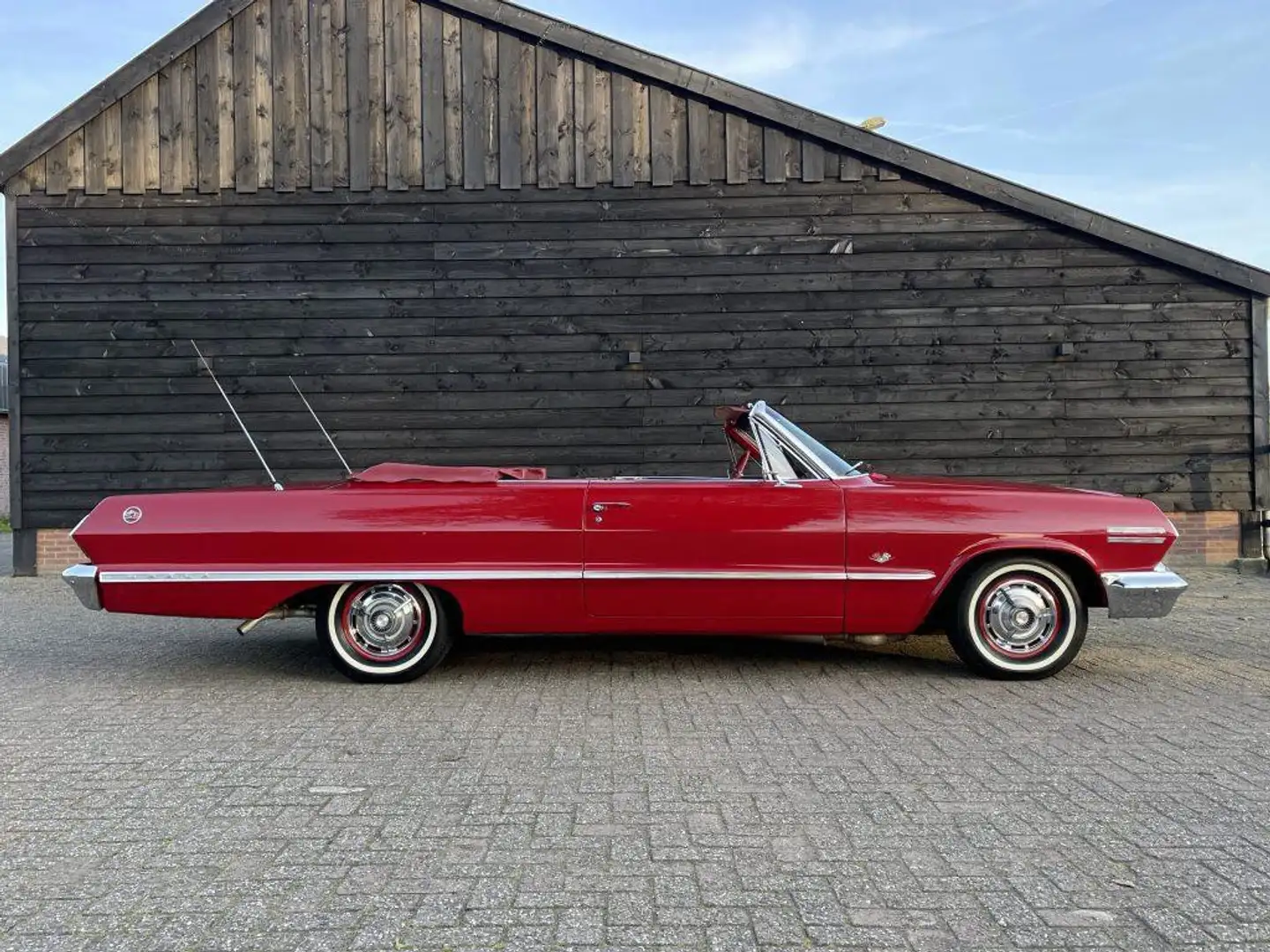 Chevrolet Impala SS Convertible Gerestaureerd NL-kenteken Czerwony - 1