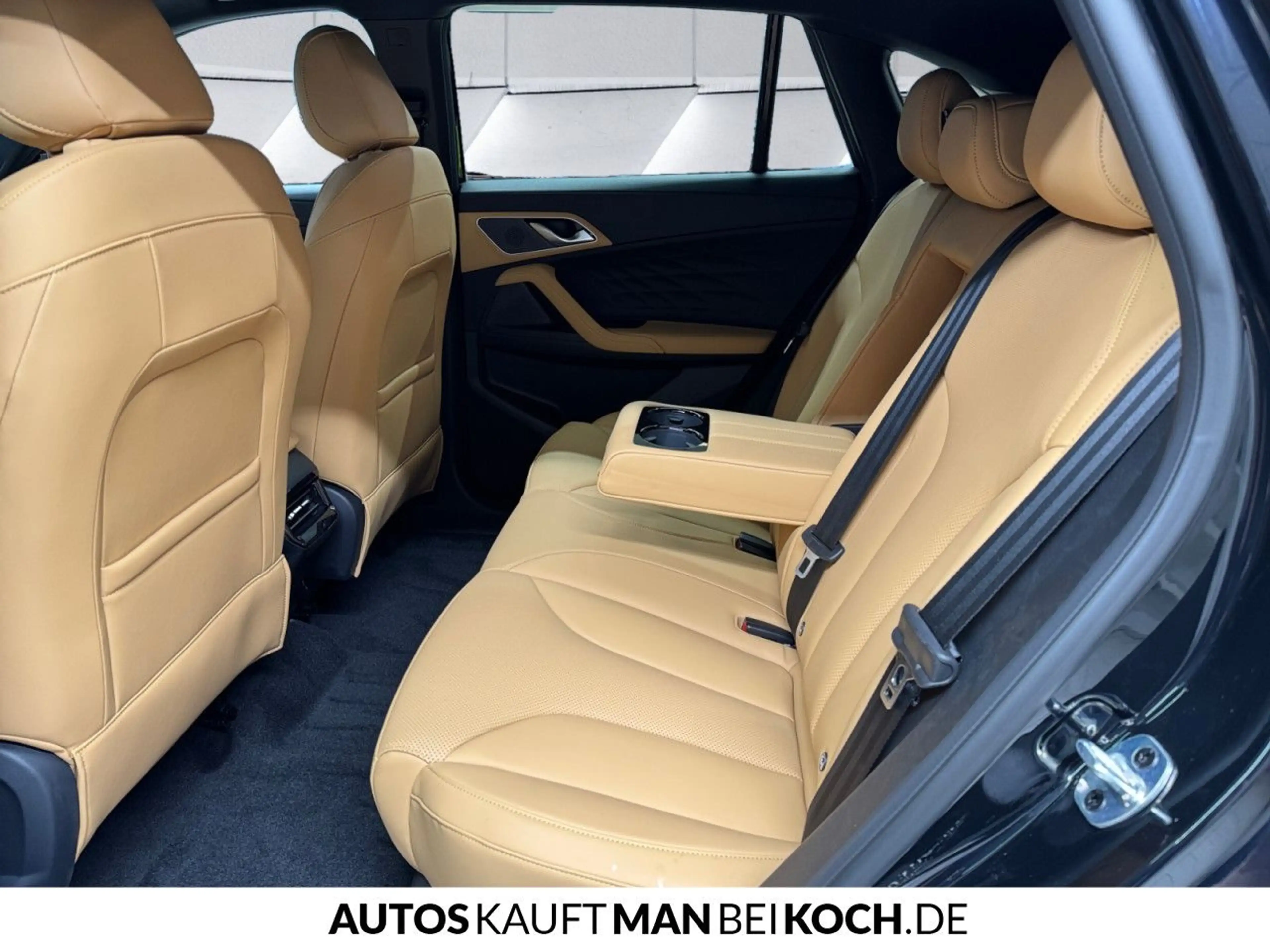MG HS 1.5 Luxury AT LED ACC Klimaat PDC Sitzh.LM — photo 7