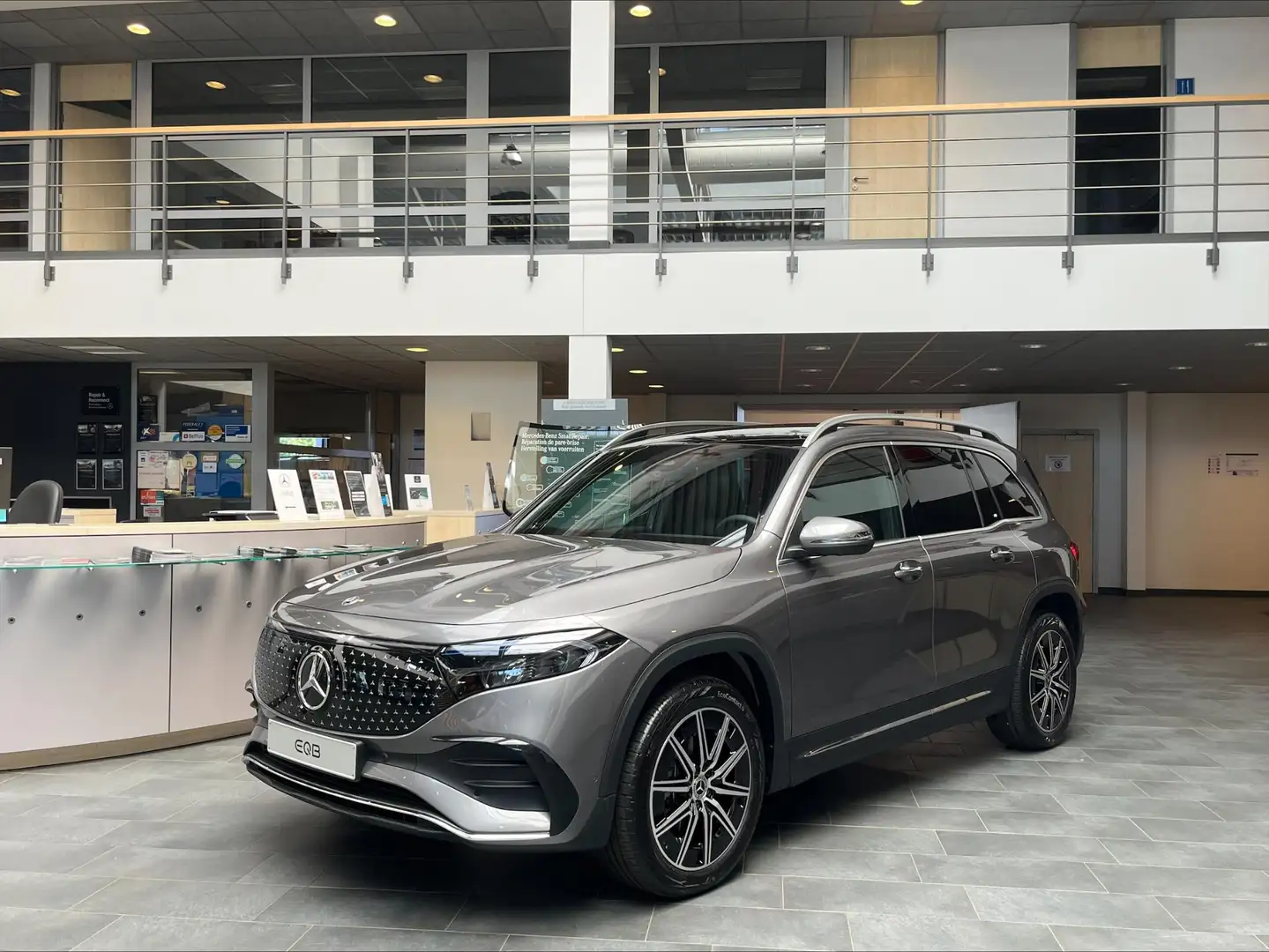 Mercedes-Benz EQB 250 EQB 250+ Star Edition - 1
