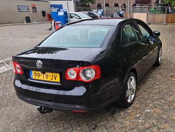 Jetta 1.6 FSI Trendl. Bns