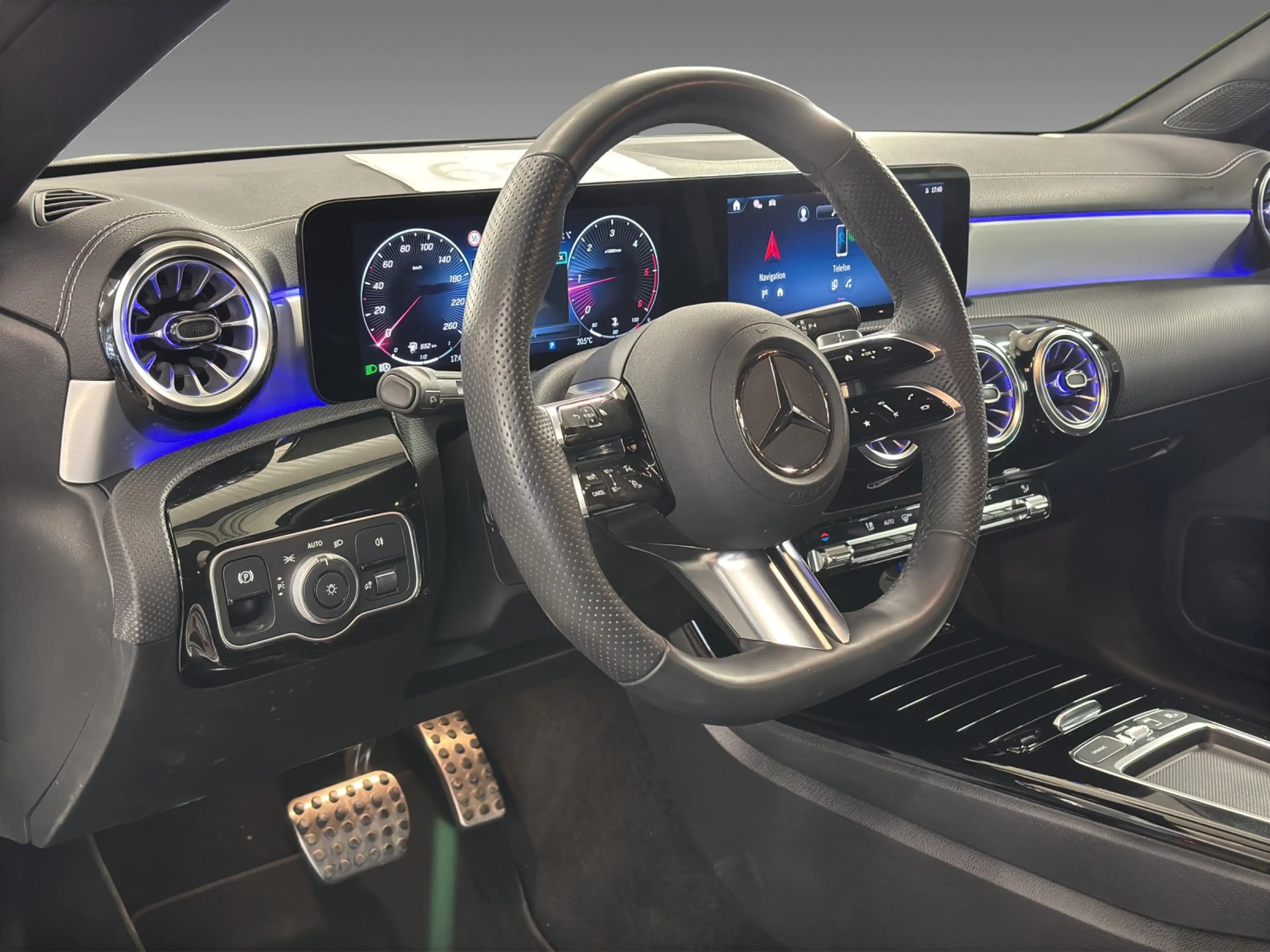 Mercedes-Benz CLA 220 d AMG Edition Distr Sound Keyle 19`Night — photo 9