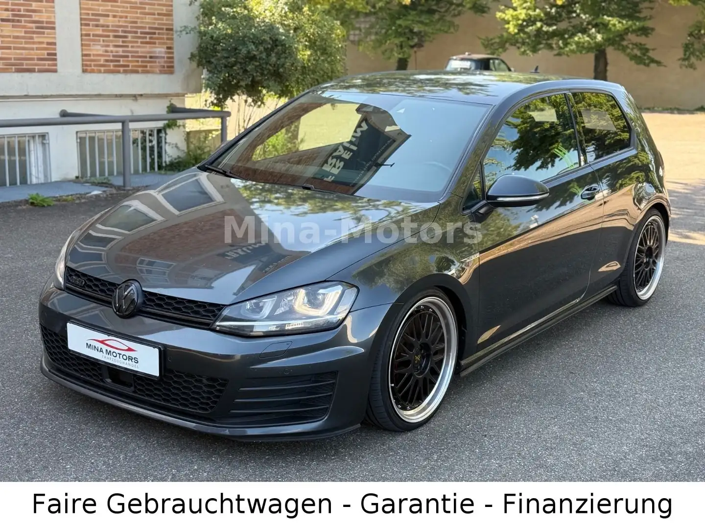 Volkswagen Golf VII Lim. GTD *Automatik* Gris - 1