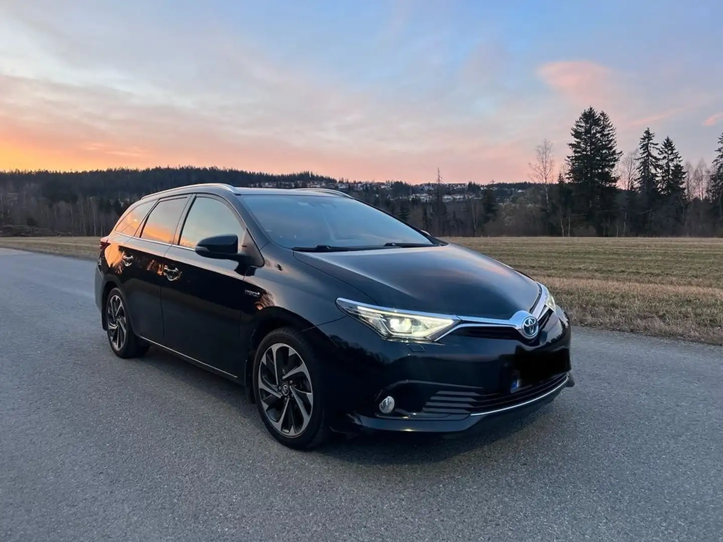 Toyota Corolla Corolla 1.6 VVT-i Combi Automatik Sol - 1