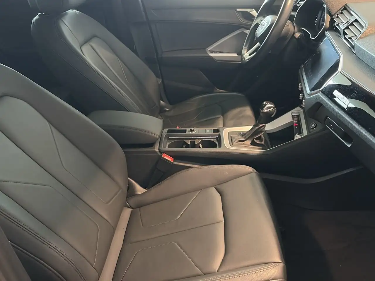 Audi Q3 photo Audi Q3
