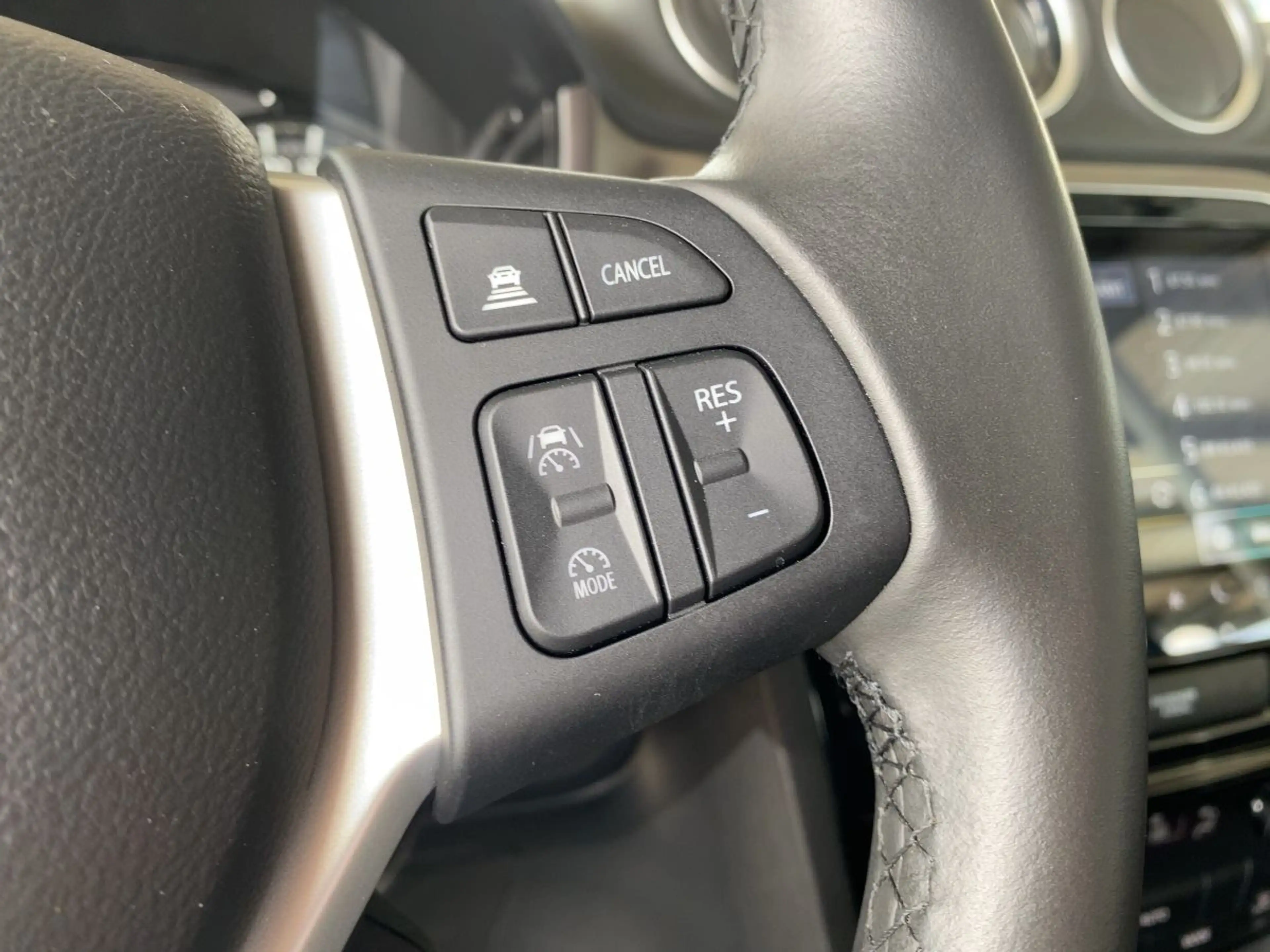 Suzuki Vitara Comfort *ACC*LED*Navi*Kamera*Allwetter*SHZ — photo 11