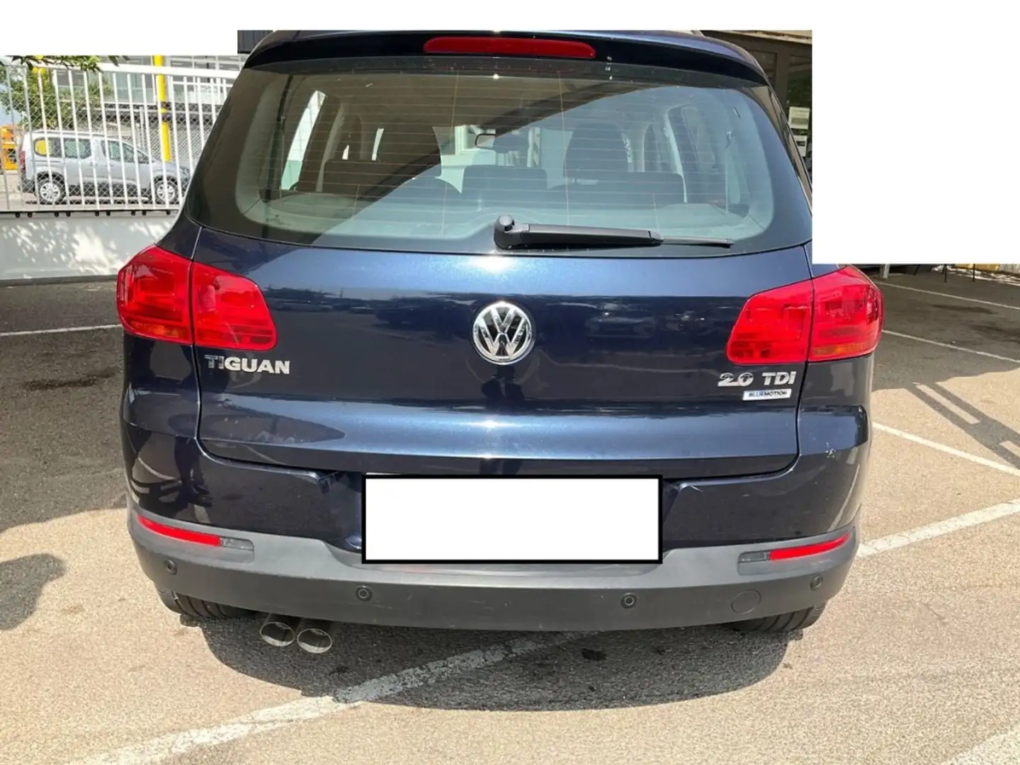 Volkswagen Tiguan 2.0TDI BMT R-Line 4x2 110 Azul - 2