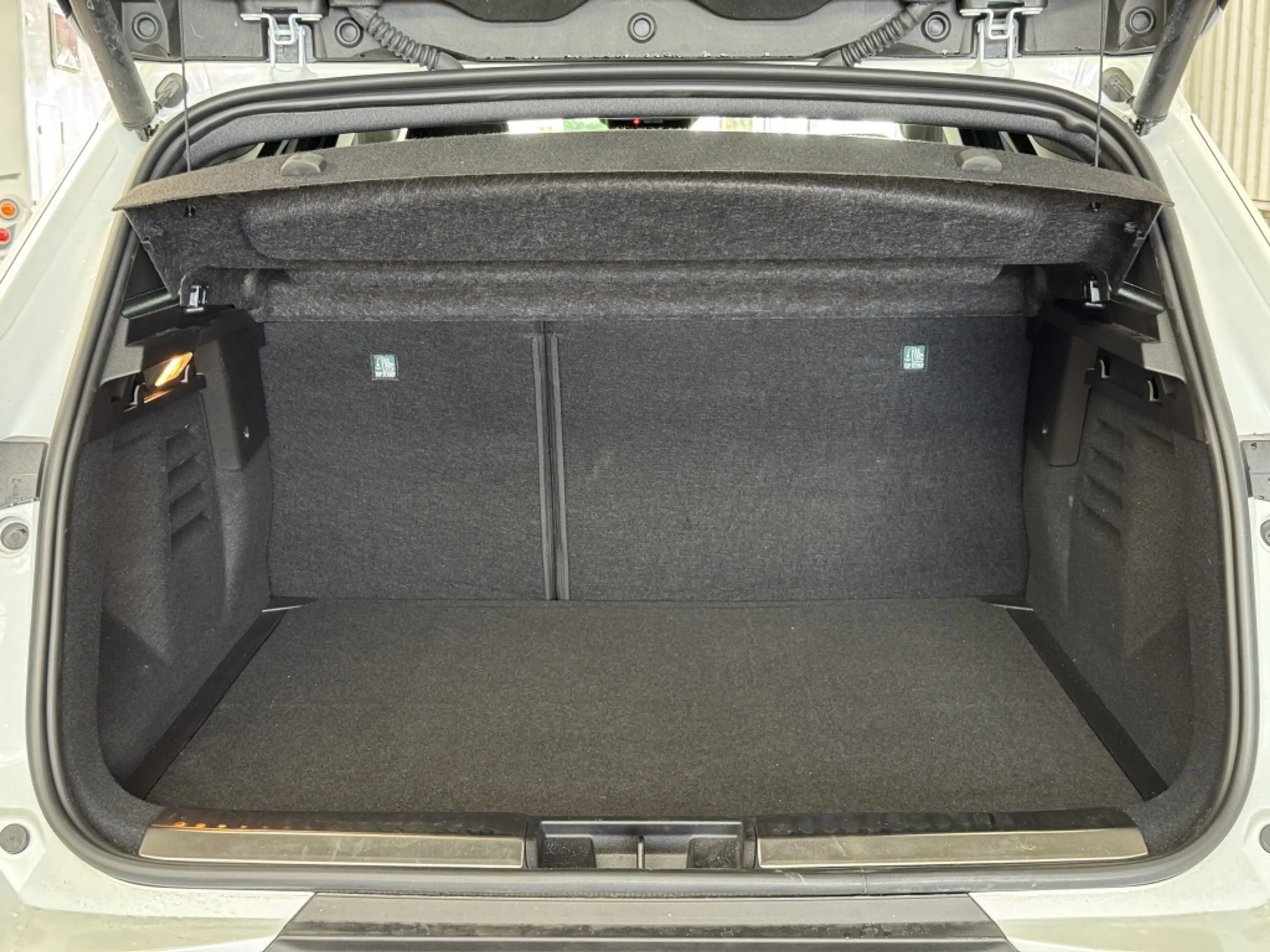 Mitsubishi Grandis 1.8 HEV Instyle — photo 10