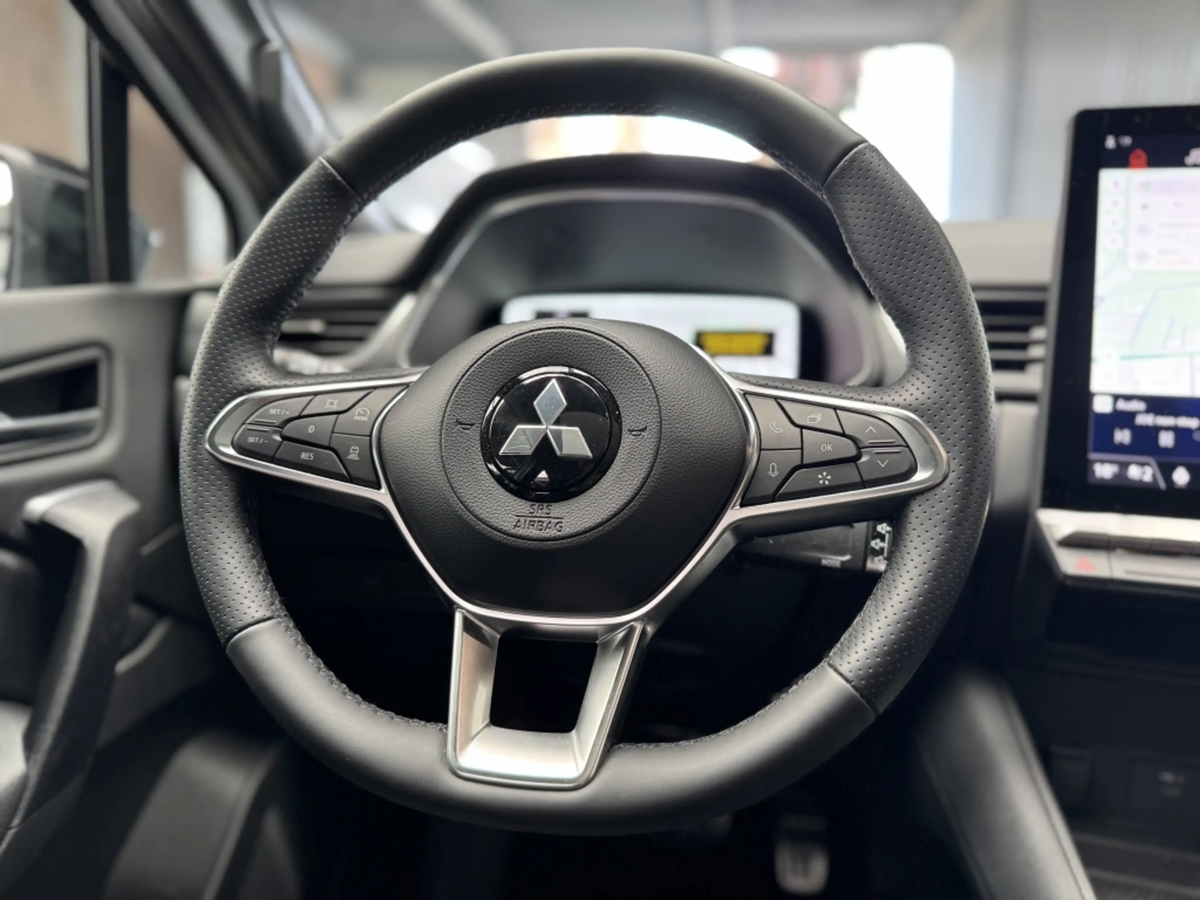 Mitsubishi Grandis 1.8 HEV Instyle — photo 14