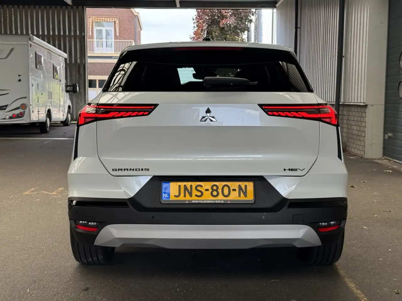 Mitsubishi Grandis 2025