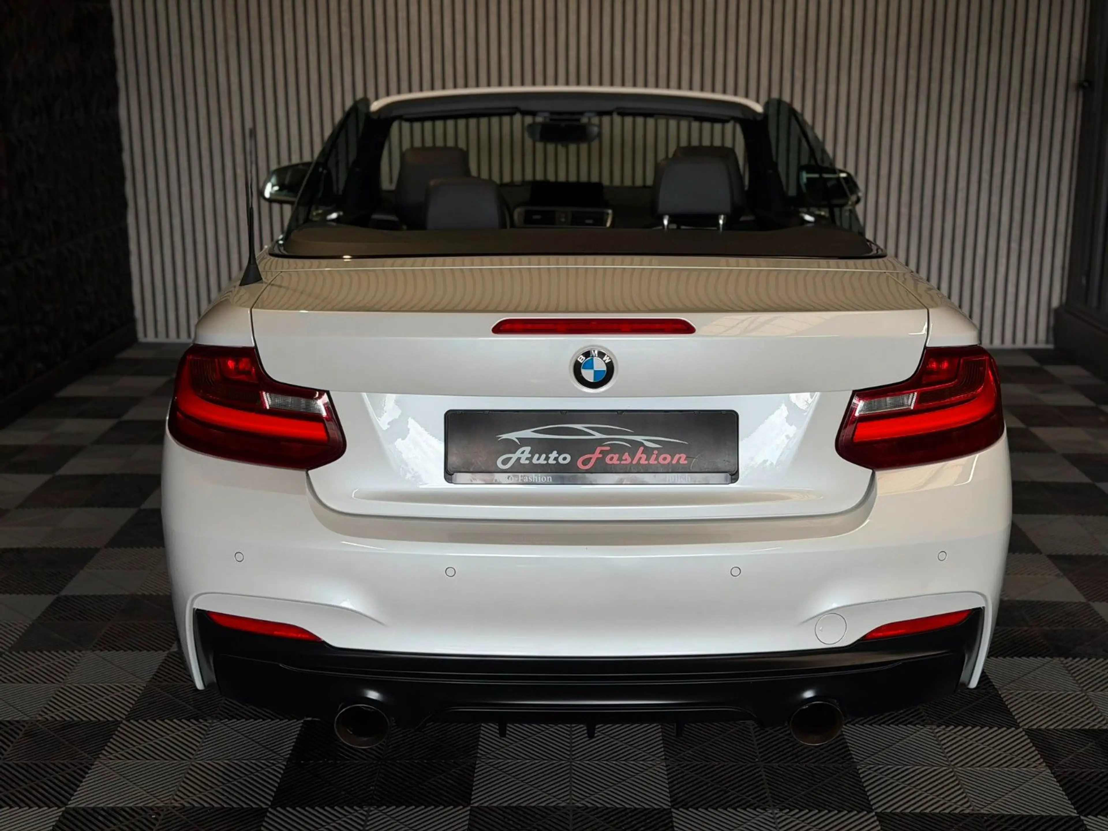 BMW 220 i Automatik Cabrio M-Paket TÜV&Inspektion-NEU — photo 8