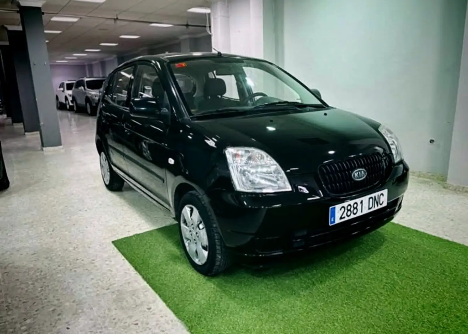 Kia Picanto 1.1 LX Чорний - 2