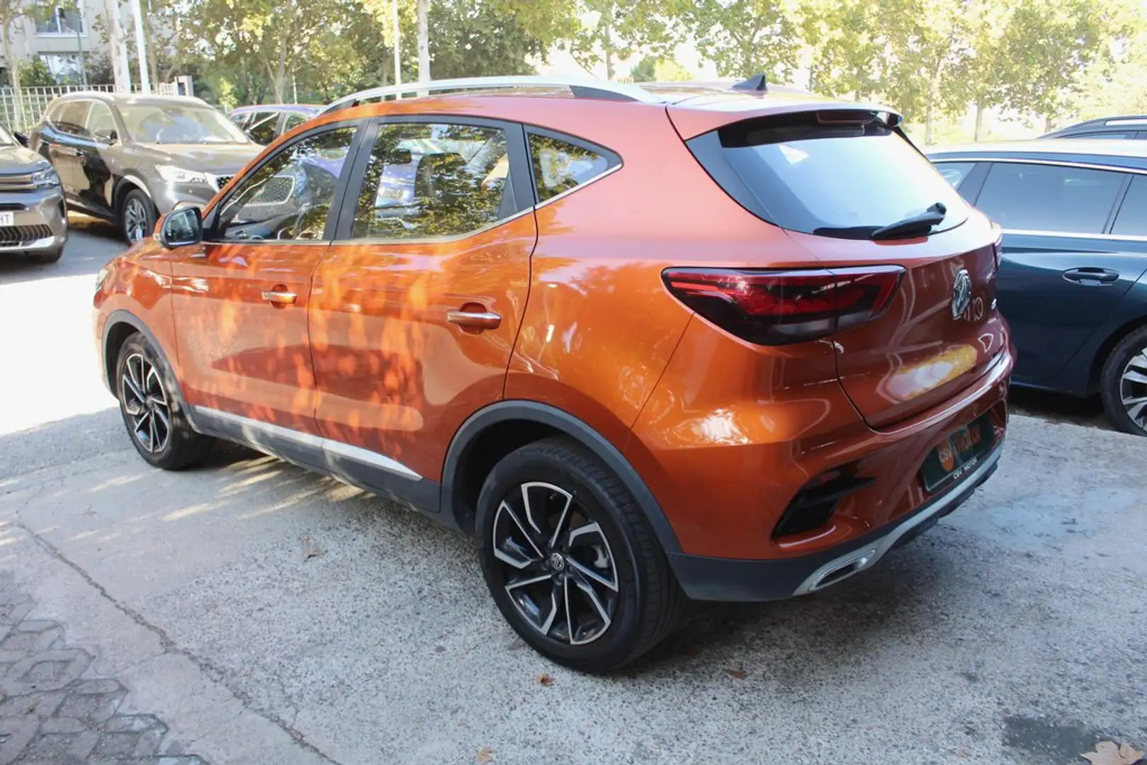 MG ZS 1.5 Luxury - 2