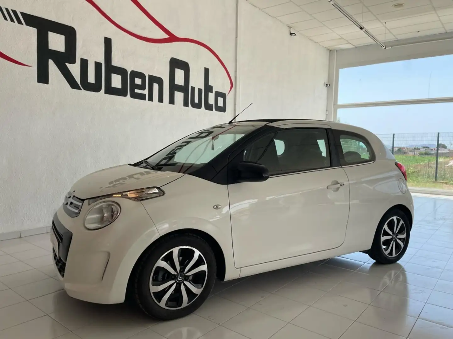 Citroen C1 Airscape 1.2 PureTech Shine Blanco - 2
