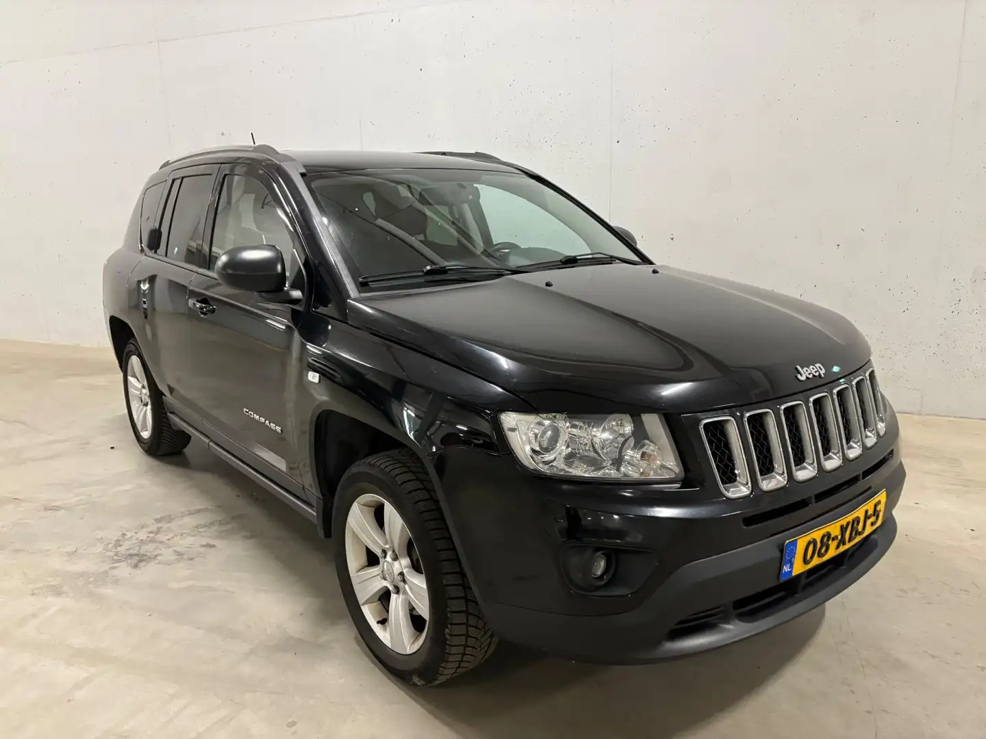 Jeep Compass 2.0 Sport Navi Camera Cruise C. APK Black - 2