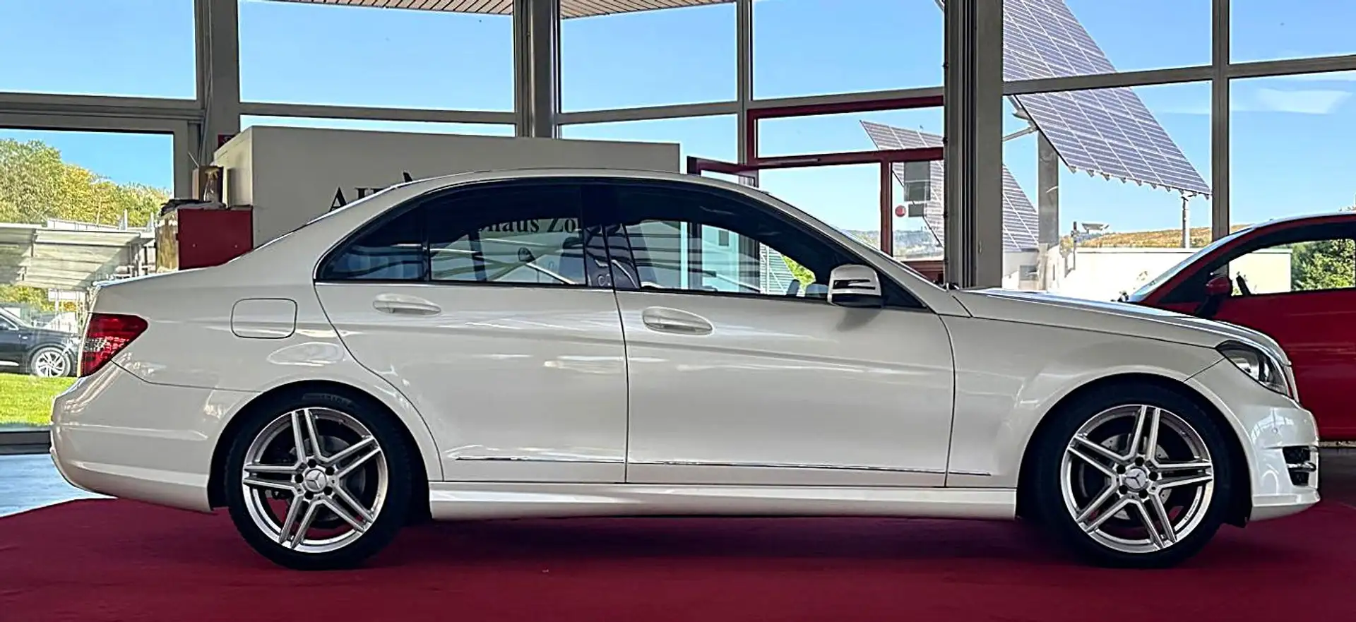 Mercedes-Benz C 250 AMG CGI BlueEfficienc Tempomat Navi SHZ Weiß - 2