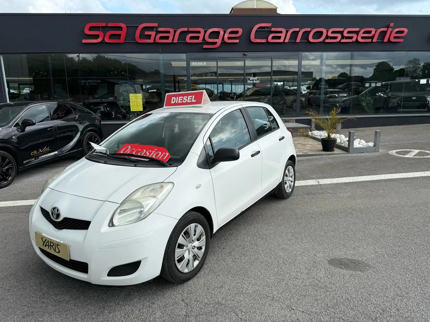 Toyota Yaris ✅PRETE A IMMATRICULER🔥DISPO IMMÉDIATEMENT Weiß - 1