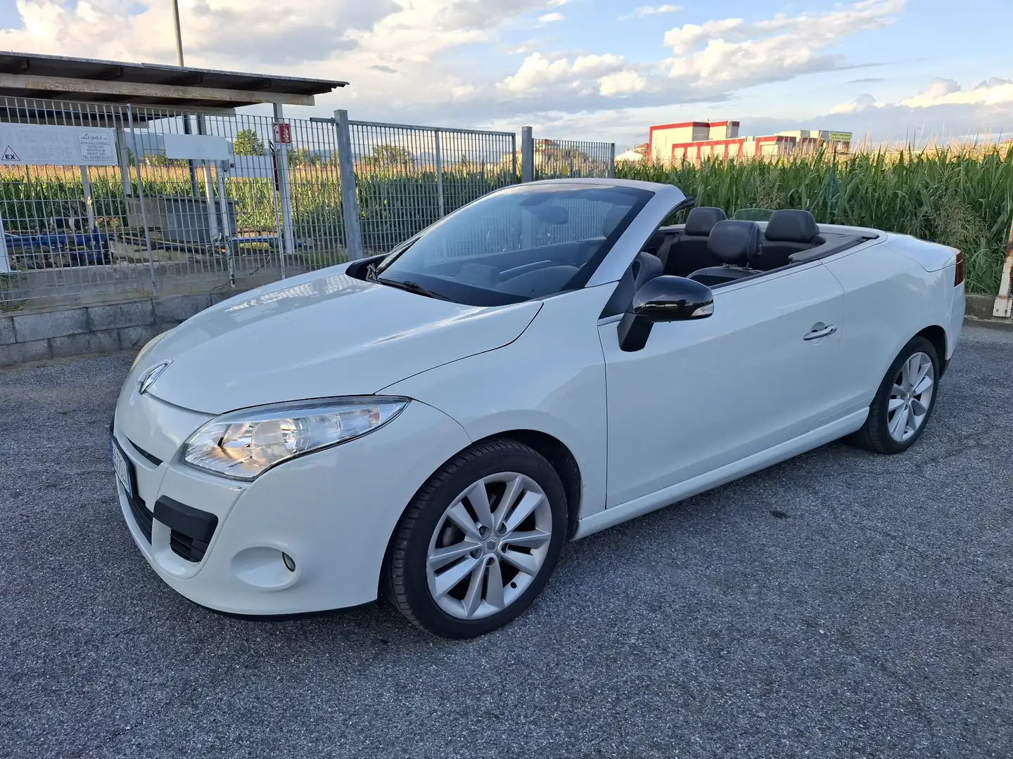 Renault Megane CC 1.9 dci Luxe 130cv - 2