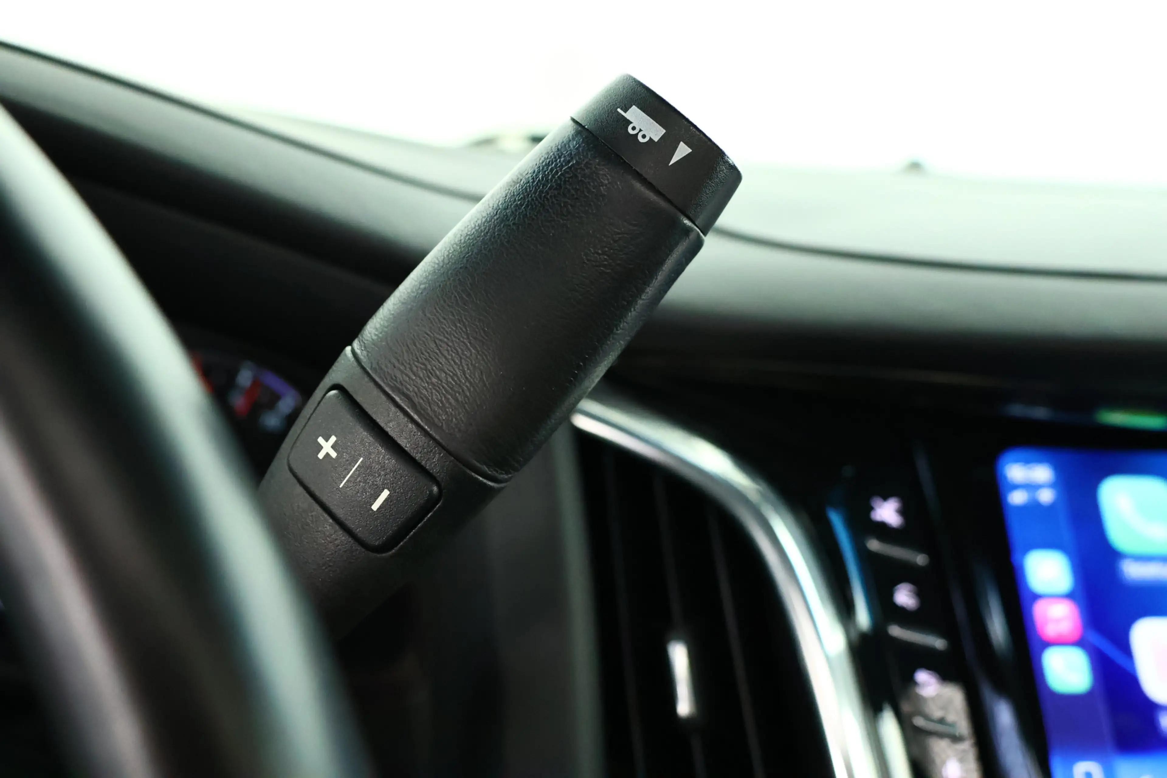 Cadillac Escalade 6.2 V8 Platinum ESV Panonrama / Opendak / ACC / Ko — photo 34