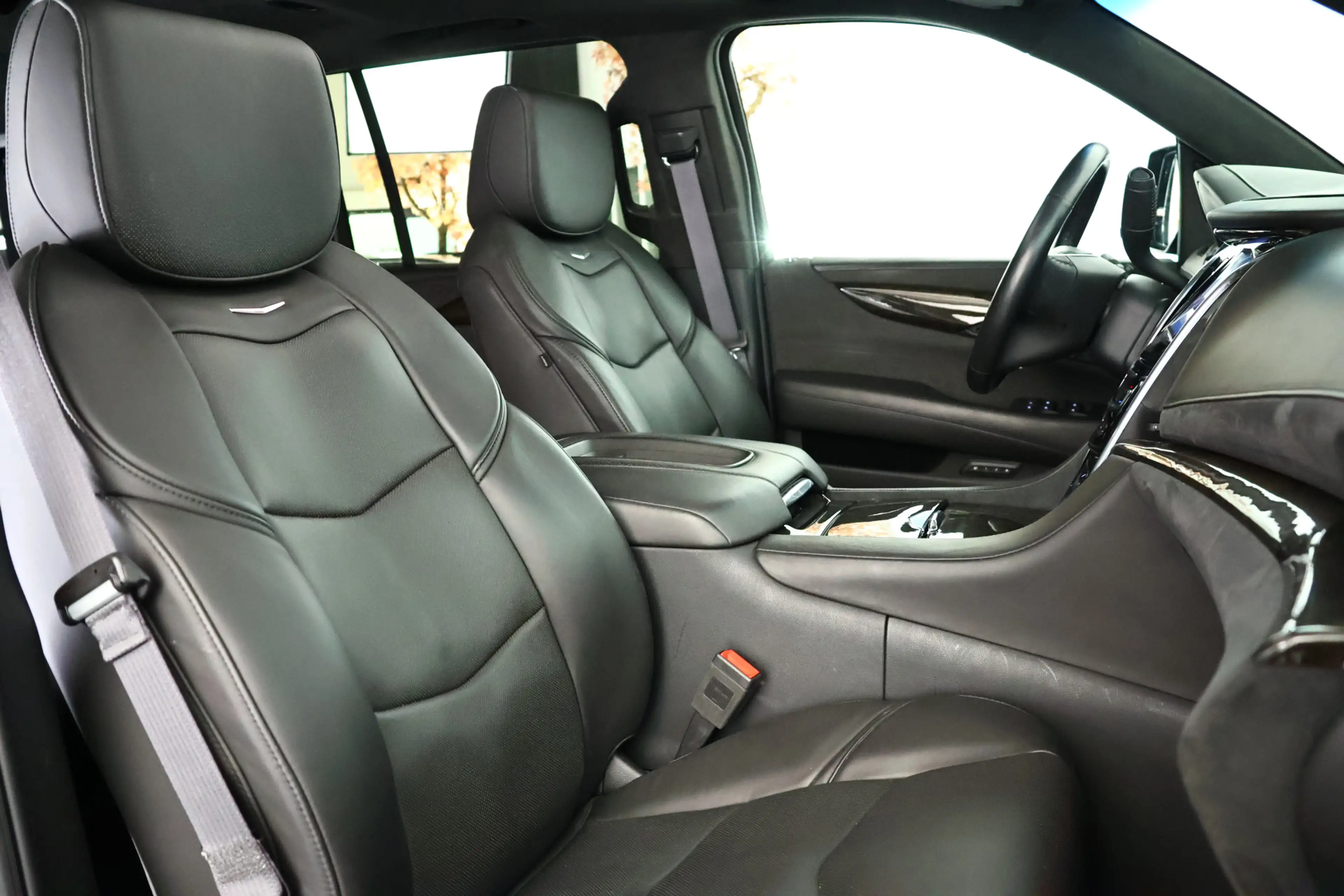 Cadillac Escalade 6.2 V8 Platinum ESV Panonrama / Opendak / ACC / Ko — photo 18