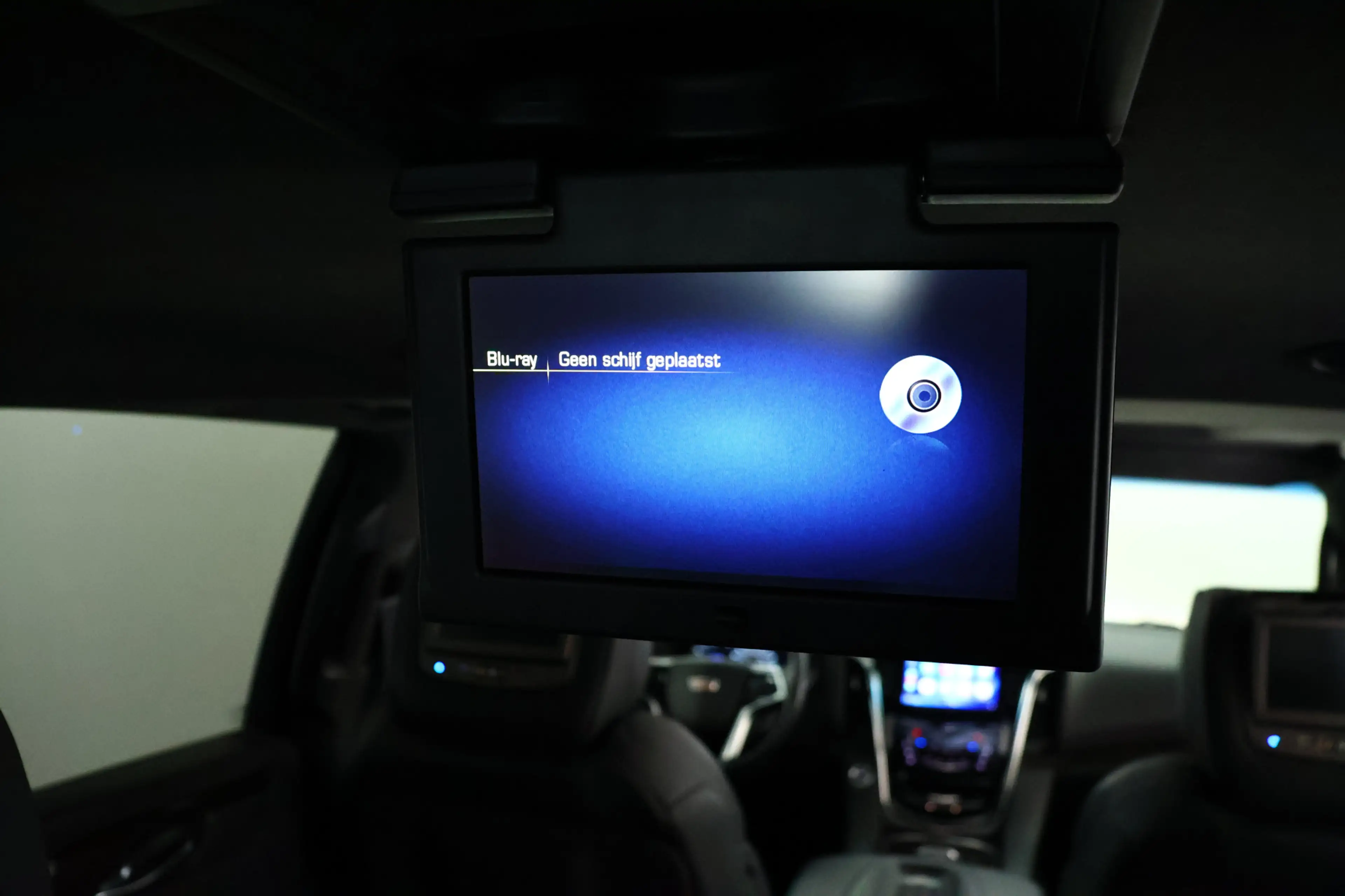 Cadillac Escalade 6.2 V8 Platinum ESV Panonrama / Opendak / ACC / Ko — photo 19