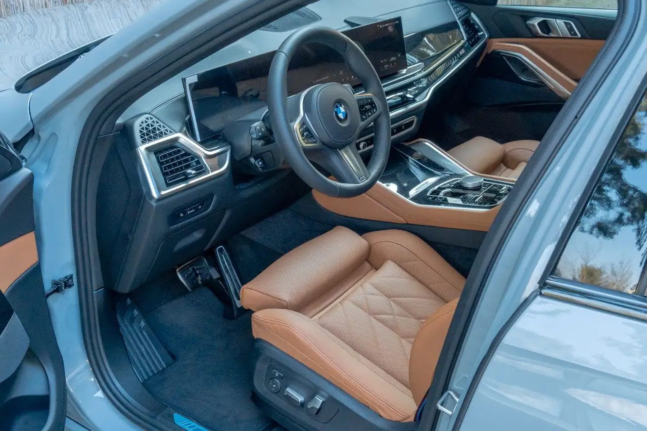 BMW X6 30d M SPORT.LUFTF.PANO.DR.ASS.22".PR.ASS.AHK 10