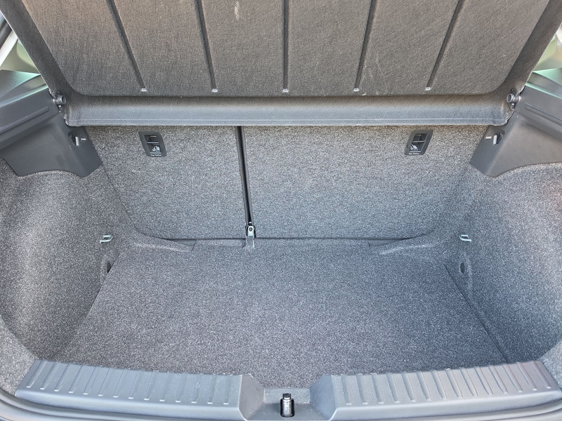 SEAT Ibiza 1,0 TSI STYLE NAVI+LED+SHZ+KLIMA — photo 6