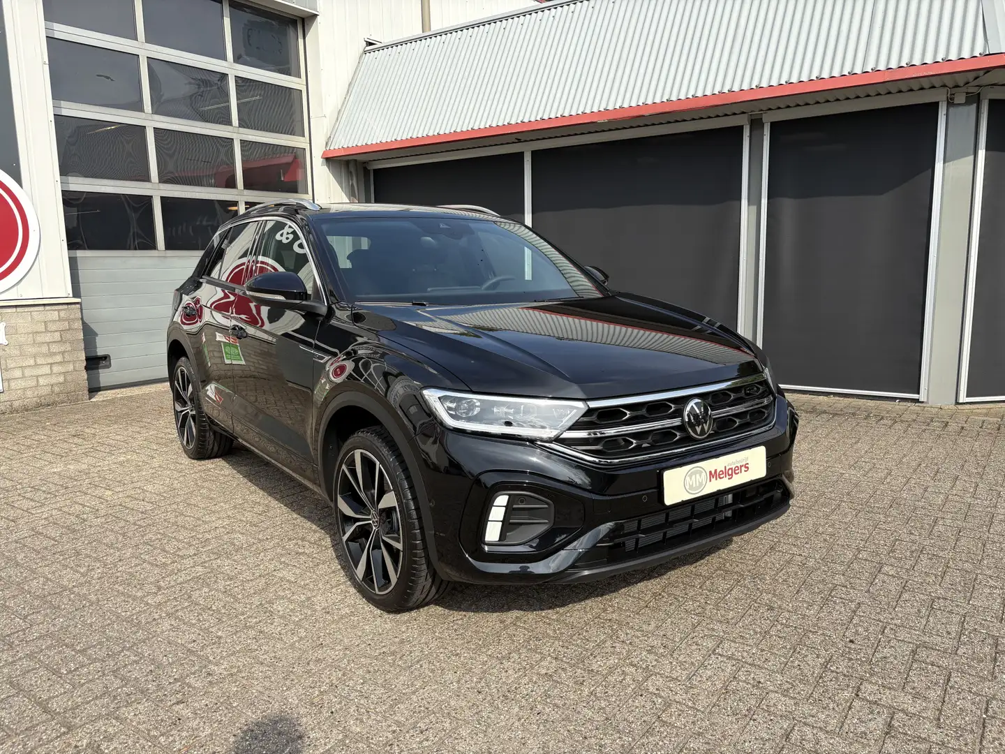 Volkswagen T-Roc 1.5 TSI R-Line Edition camera trekhaak 19 inch vel Noir - 1