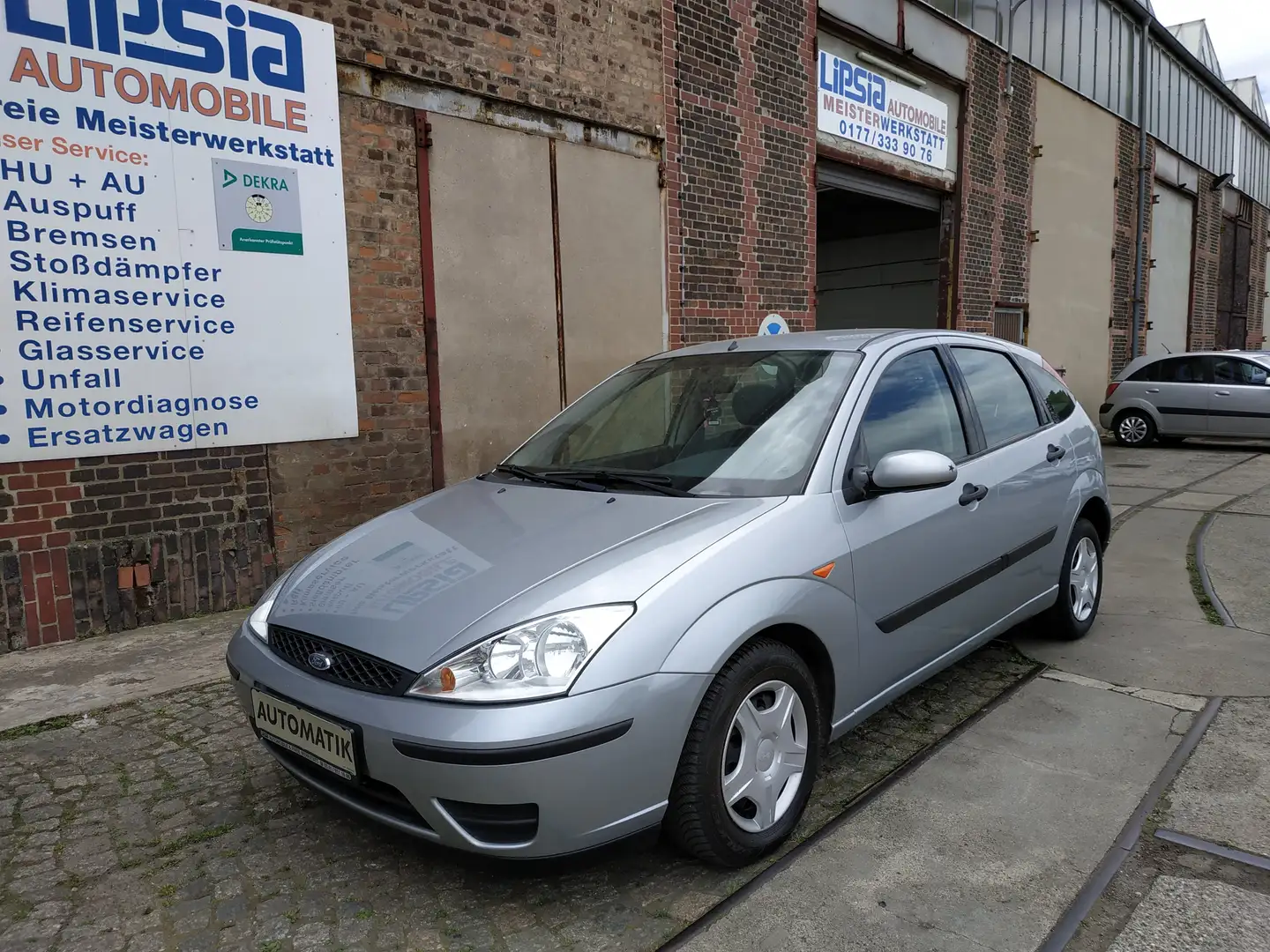 Ford Focus 1.6 Automatik/ TÜV NEU/ Allwetter/ Klima Silber - 1