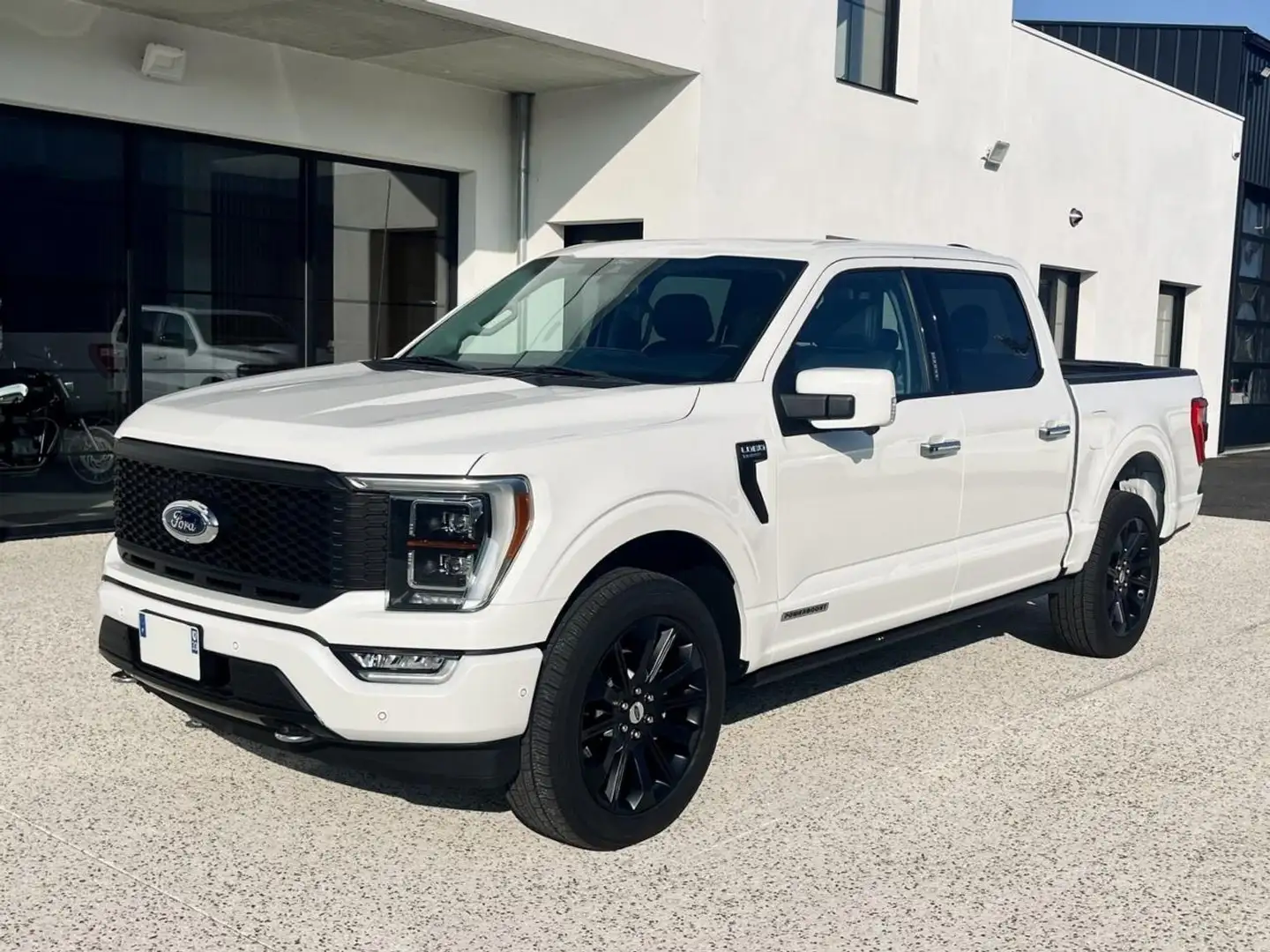 Ford F 150 LIMITED SUPERCREW POWERBOOST HYBRIDE Blanc - 1