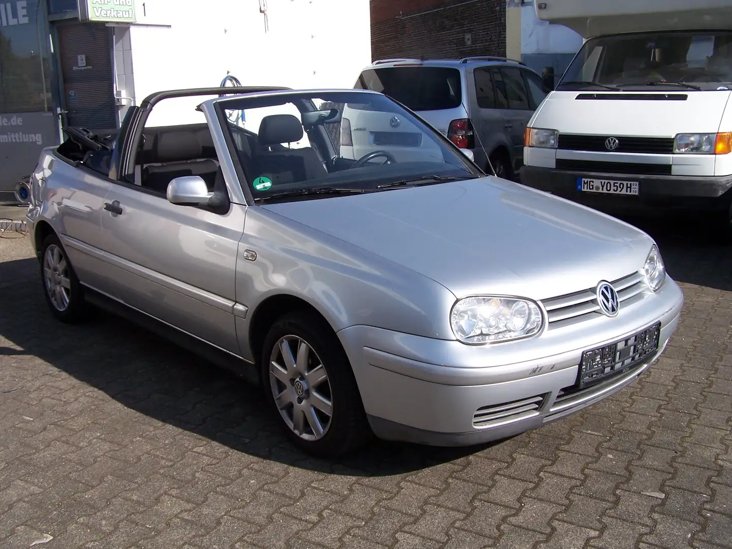 Volkswagen Golf Cabriolet Cabrio 2.0 Sportline Automatik Argento - 2