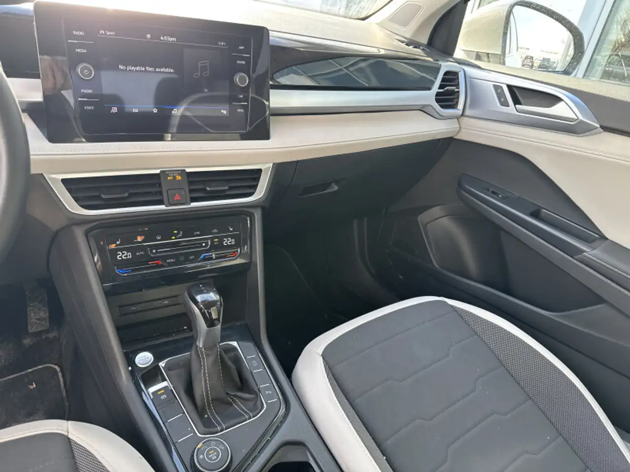 Volkswagen Taos снимка Volkswagen Taos
