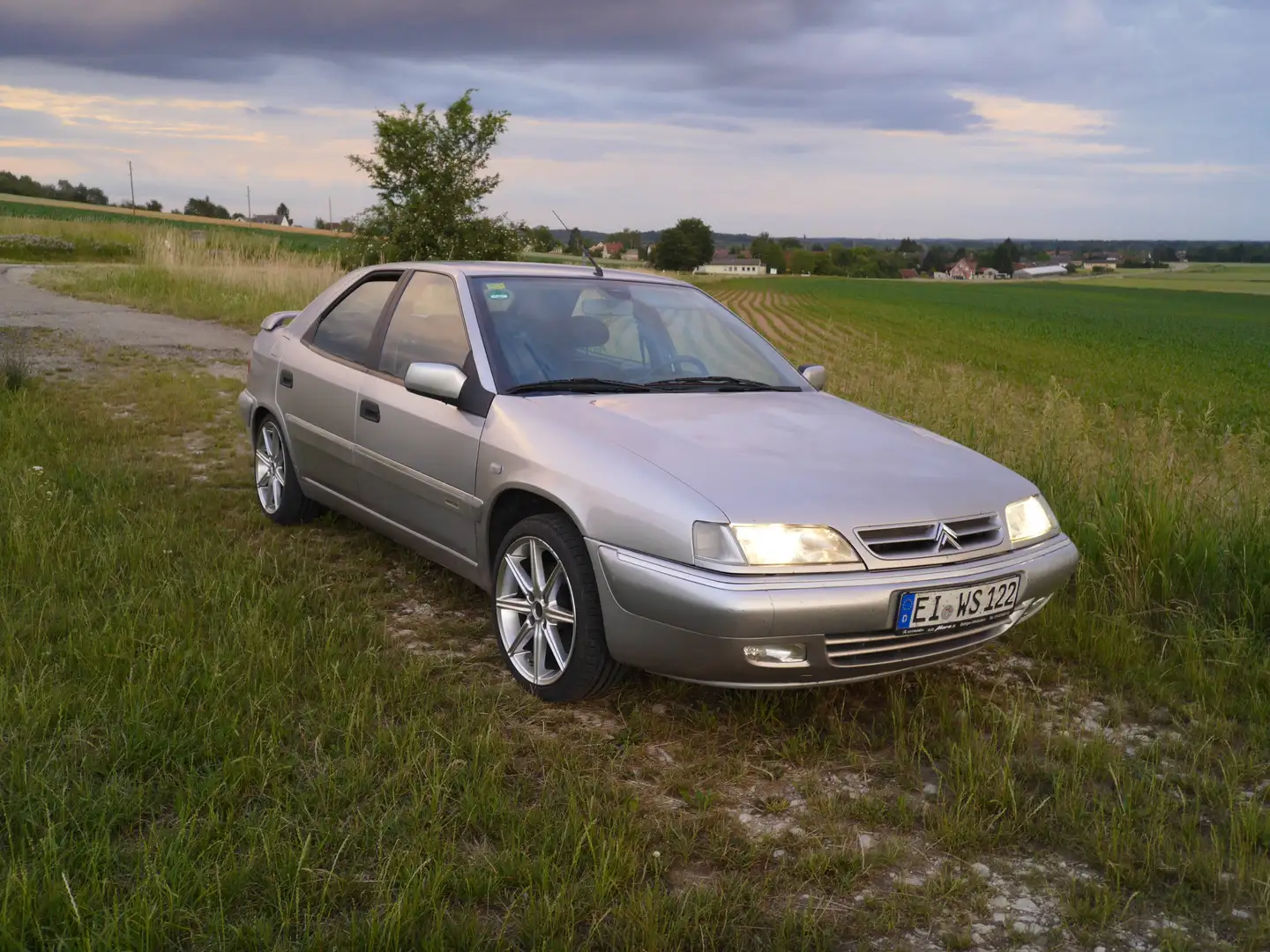 Citroen Xantia Xantia V6 Activa Silber - 2
