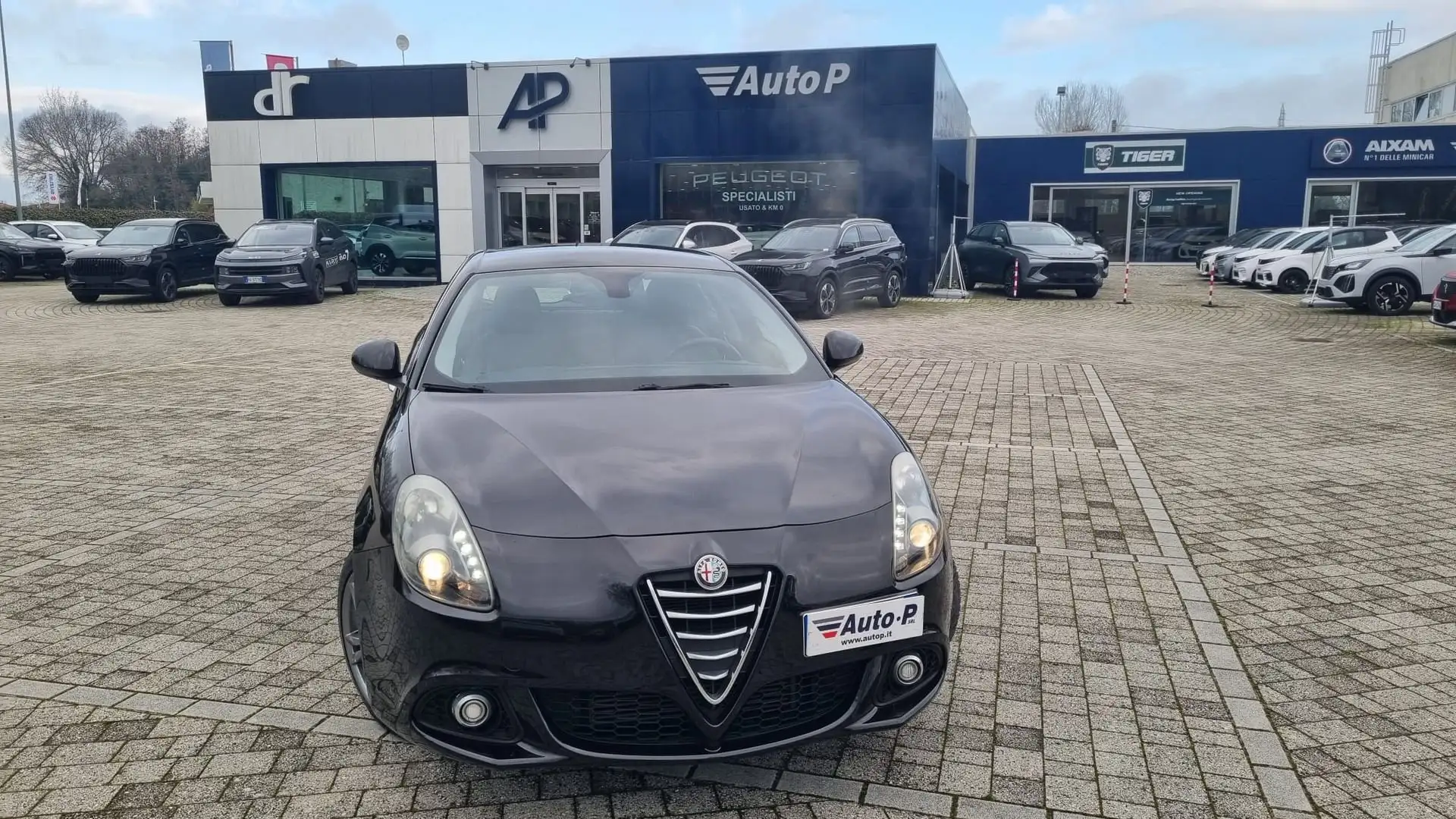 Alfa Romeo Giulietta 1.4 Turbo Benzina GPL 120cv Distinctive Schwarz - 1