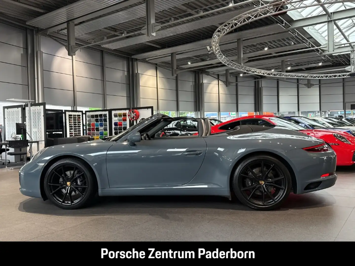 Porsche 991 911 Carrera Cabrio Sportabgas 71.100 km Bleu - 2
